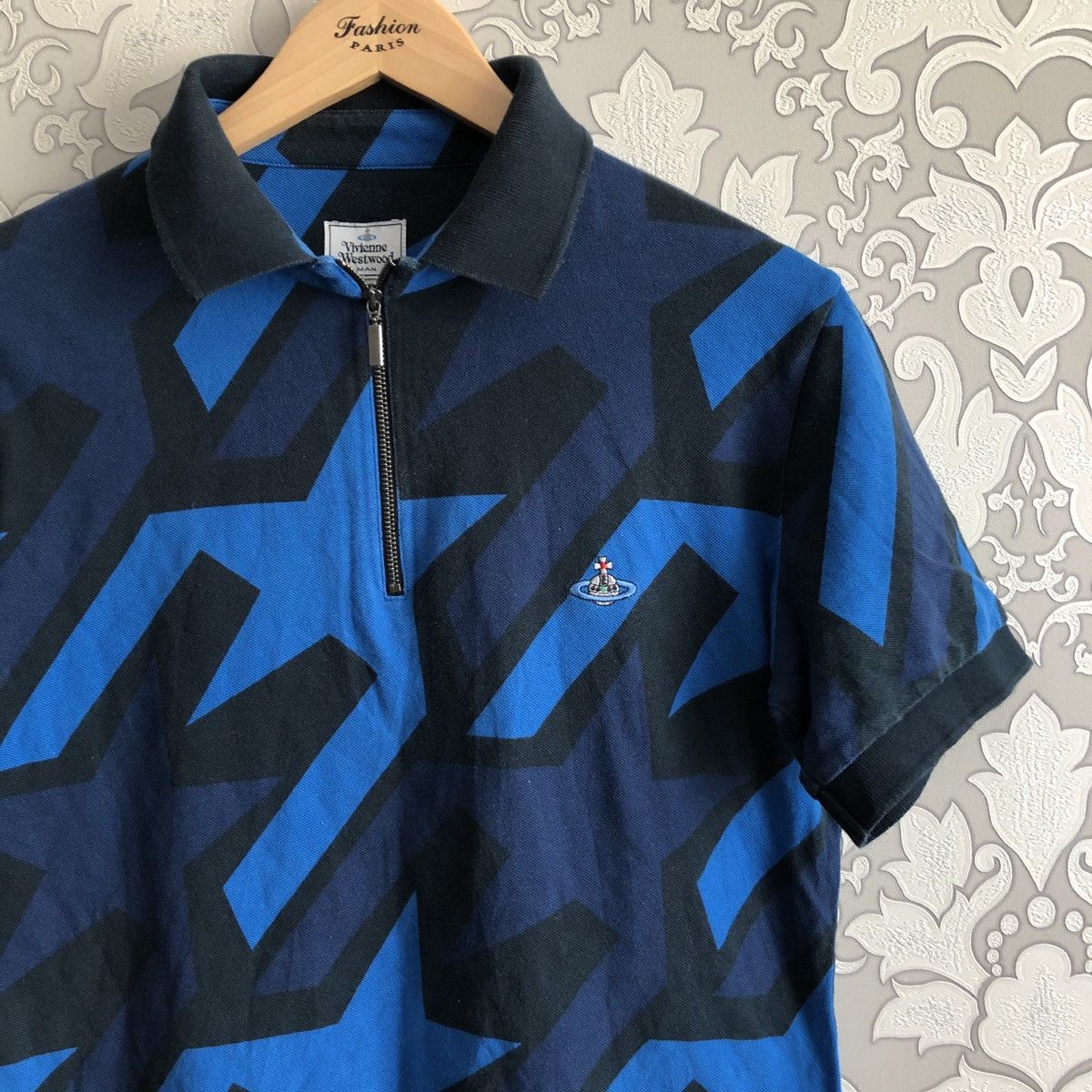 Vivienne Westwood Rare Vivienne Westwood star full print logo polo t shirt Size US M / EU 48-50 / 2 - 2 Thumbnail