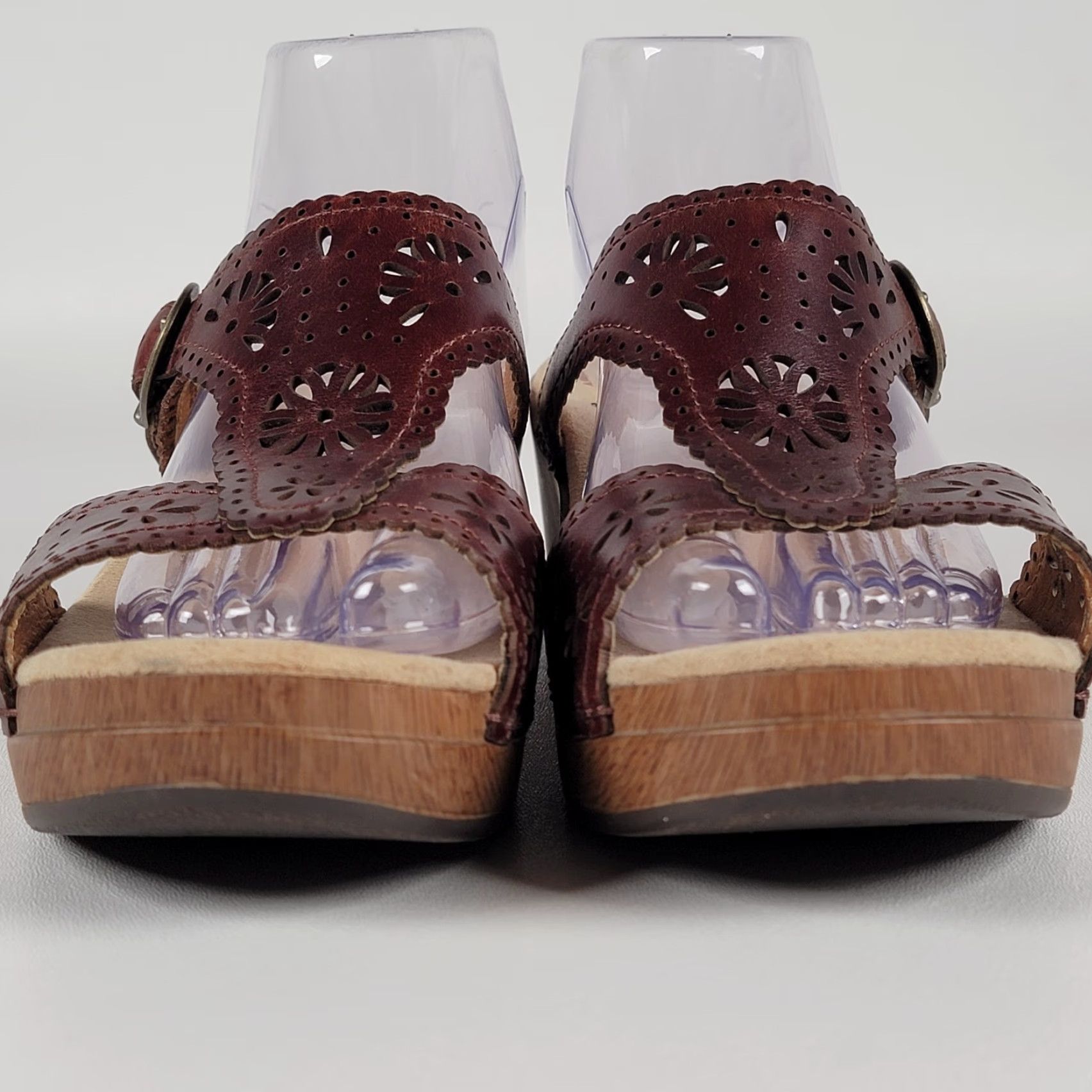 Dansko **Dansko Women's Brown Leather Slip-On Sandal Clog Size 9.5-10** User: **Brown Leather Dansko Women's Slip-On Sandal Clog Size 9.5-10** Size US 9.5 / IT 39.5 - 3 Thumbnail