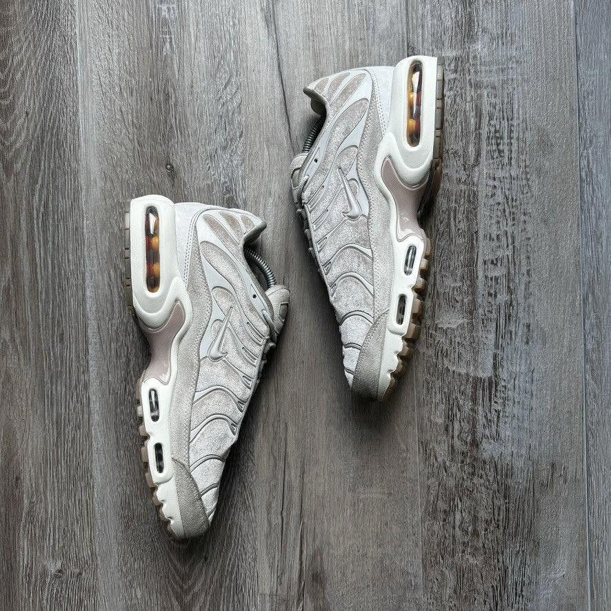 Nike NIKE • WMNS Air Max Plus LX "Particle Rose" (8.5M) Size US 8.5 / EU 41-42 - 10 Thumbnail