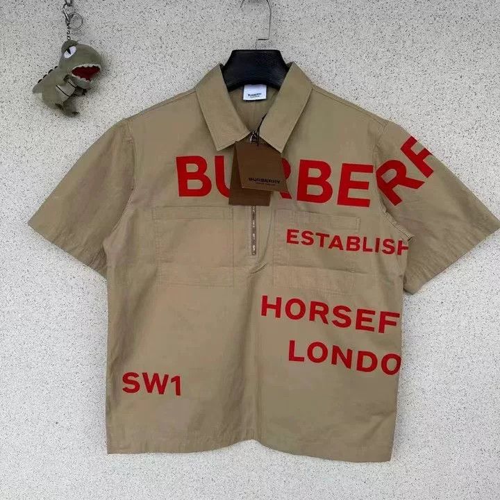 Burberry Burberry Half-Zip Short-Sleeve Shirt Size XS / US 0-2 / IT 36-38 - 1 Thumbnail