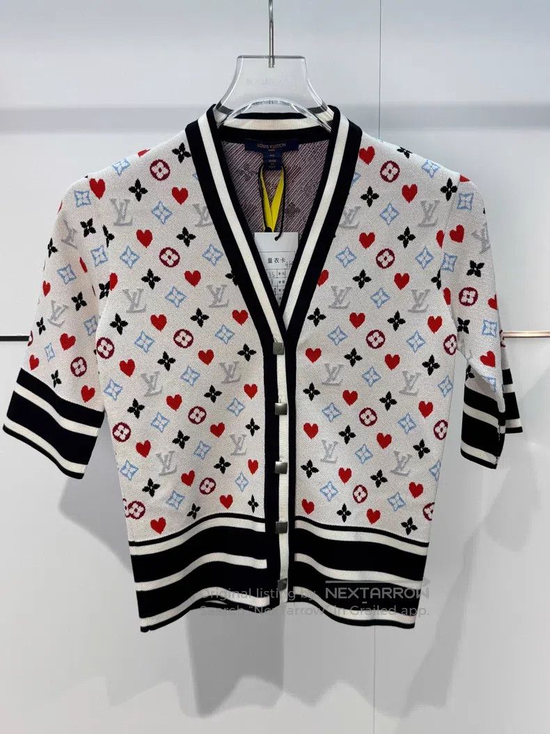 Louis Vuitton Louis Vuitton Love Old Flower Full Print Knitted Cardigan Size XS / US 0-2 / IT 36-38 - 1 Thumbnail