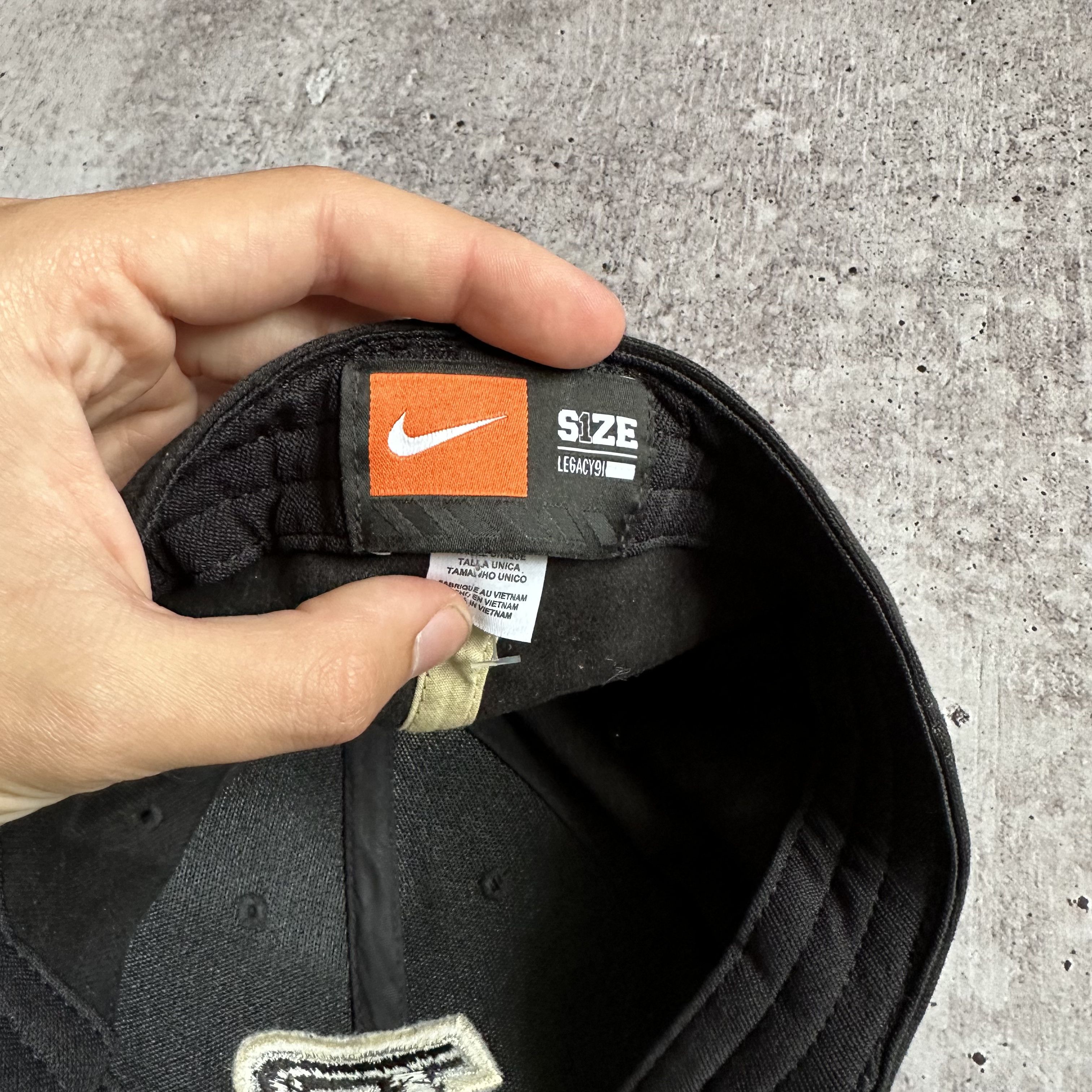 Nike Nike Pushing P Swoosh Logo Black Baseball Cap Size ONE SIZE - 6 Thumbnail