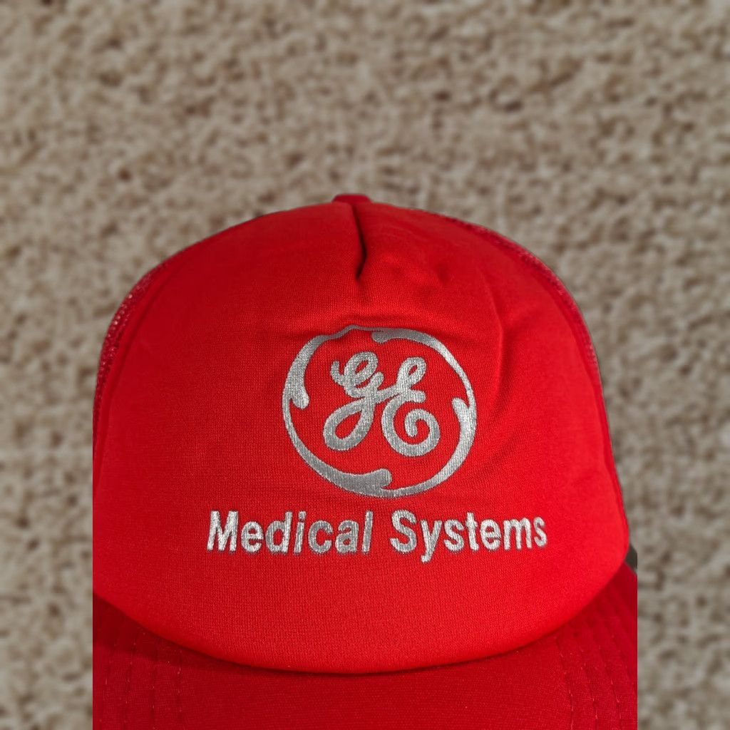 Vintage VINTAGE Hat Cap Snap Back Adult One Size Red Trucker Nike Shirt Size ONE SIZE - 1 Thumbnail
