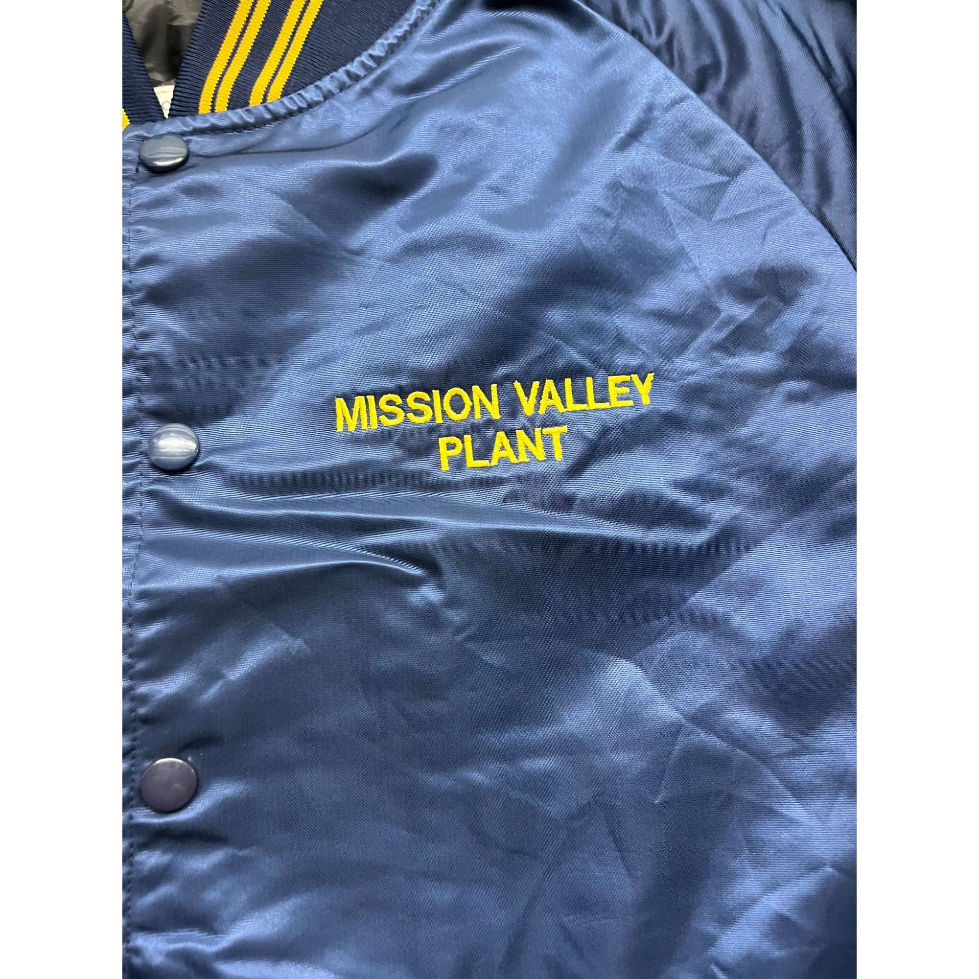 Vintage vintage shell oil bomber jacket size XL mission valley petro Size US XL / EU 56 / 4 - 3 Thumbnail