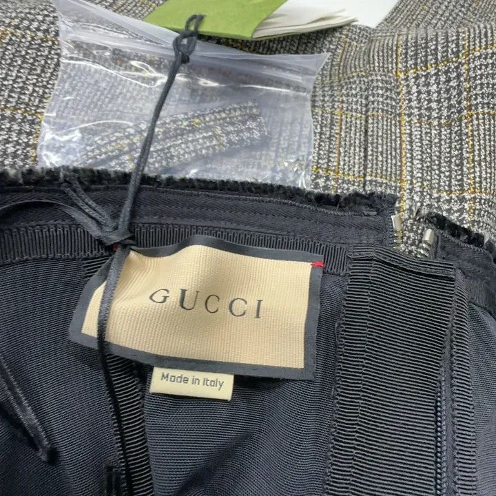 Gucci Gucci FW23 Checked Strapless Top-2507 Size M / US 6-8 / IT 42-44 - 1 Thumbnail