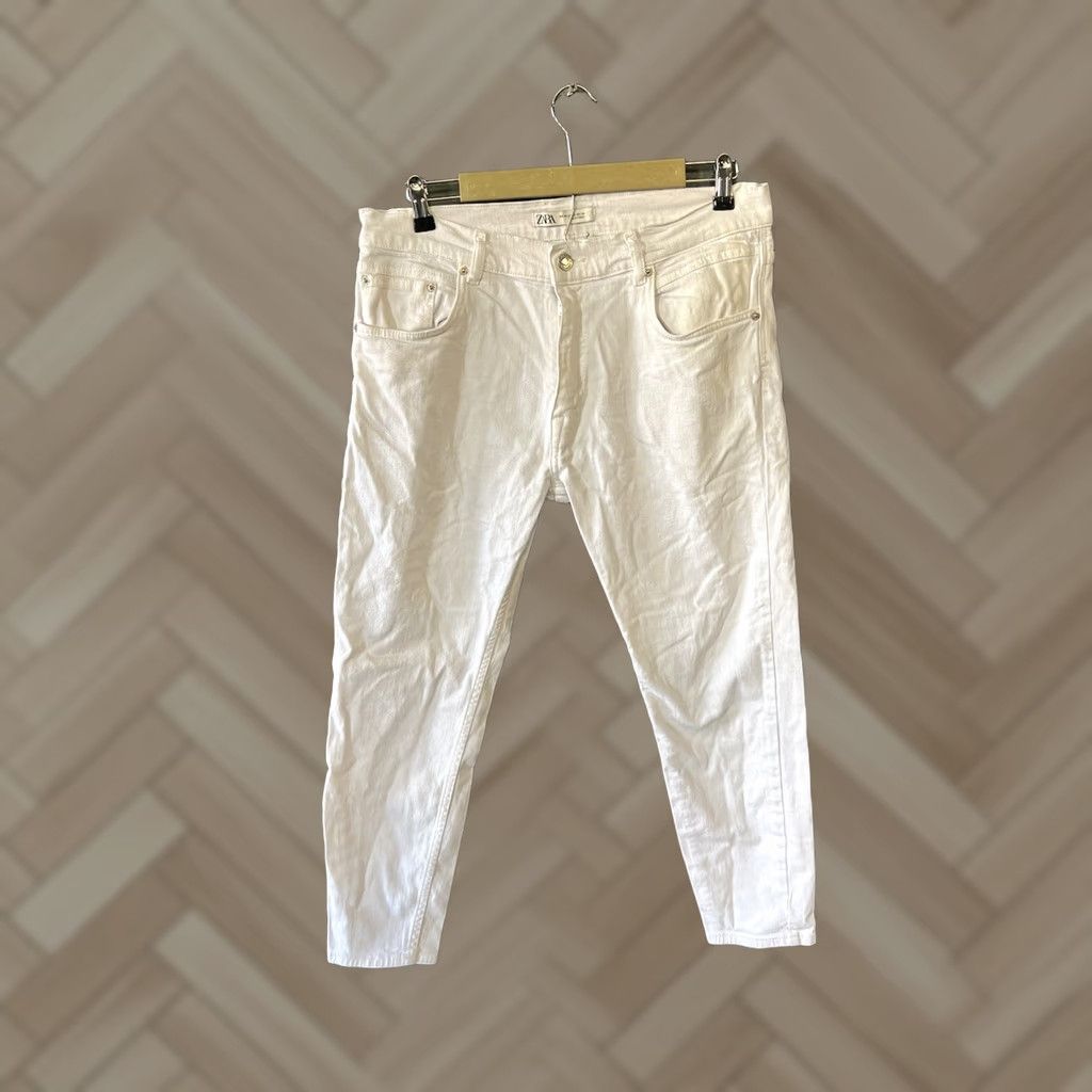 Zara Zara Womens White Straight Leg Pants Tapered Size 34 Size 24" / US 00 / IT 34 - 1 Thumbnail