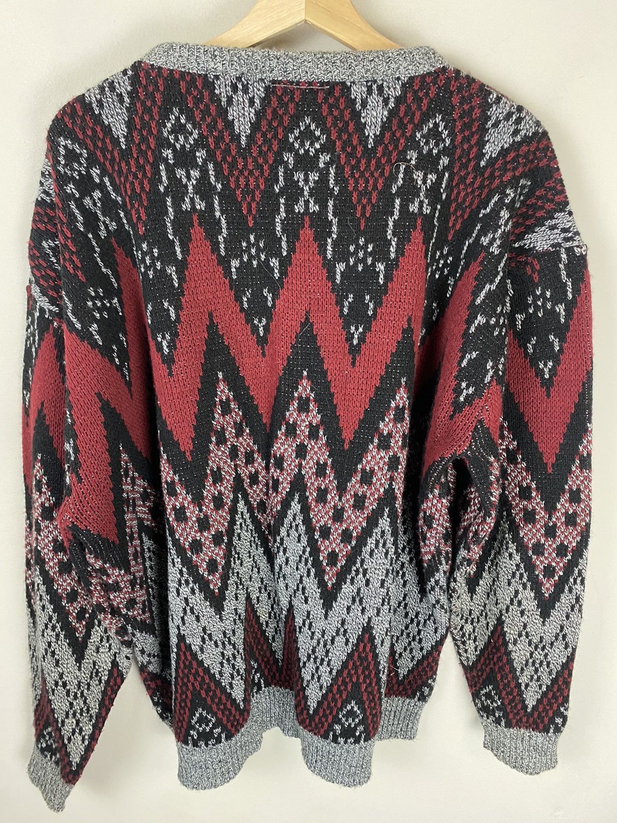 Vintage Vintage Royal Blood Temple Knit Sweater Size US XL / EU 56 / 4 - 1 Thumbnail