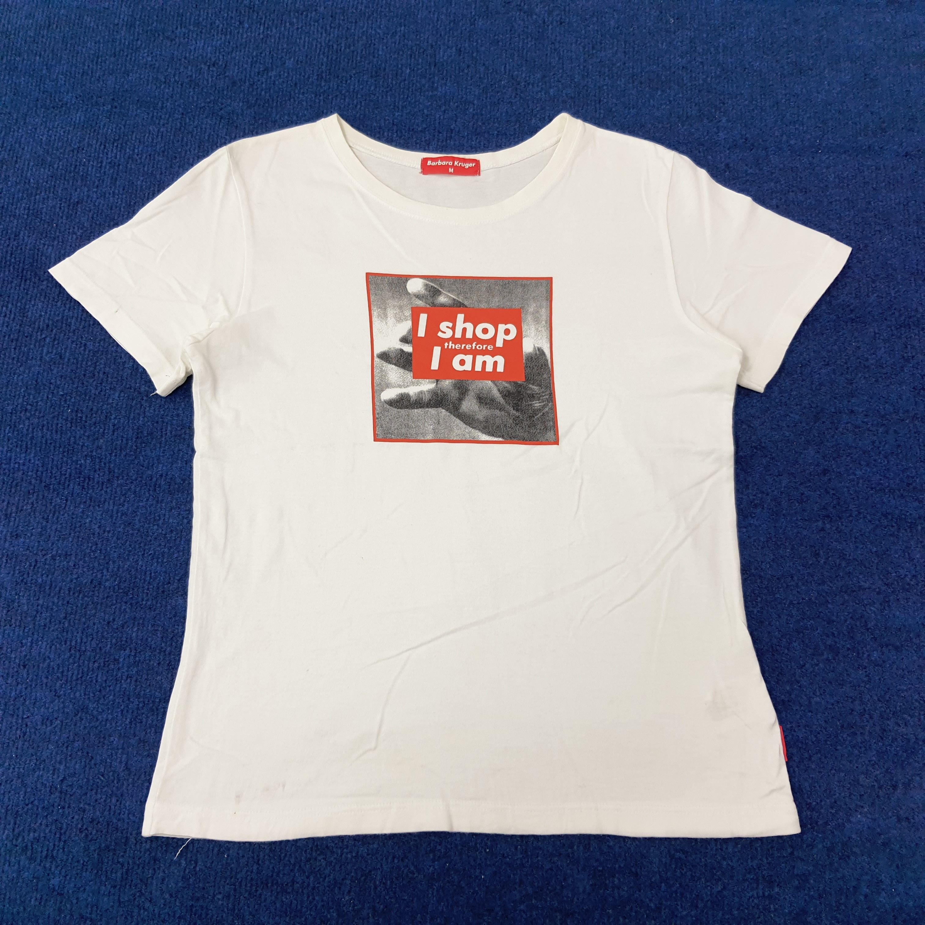Barbara Kruger Vintage Barbara Kruger Designer Tshirt C249N35 Size S / US 4 / IT 40 - 1 Thumbnail