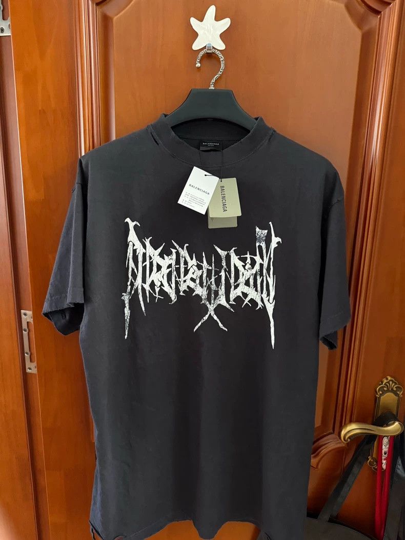 Balenciaga Balenciaga New Sanskrit Distressed Short Sleeve Size US XXL / EU 58 / 5 - 1 Thumbnail