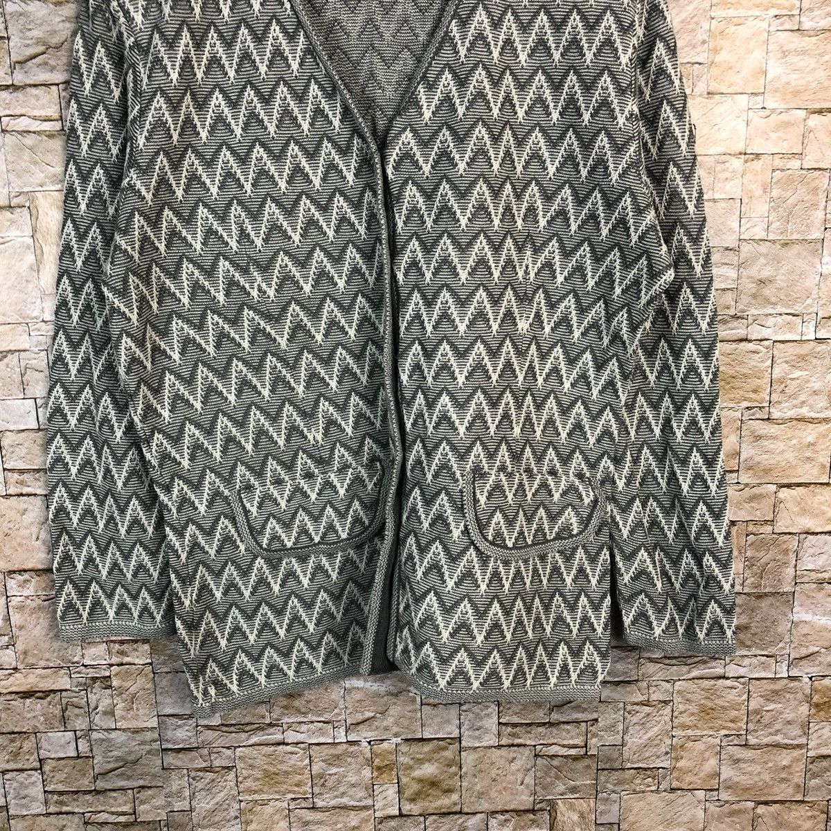 Japanese Brand Apogee Grey Cardigan vintage japan #A487 Size US L / EU 52-54 / 3 - 3 Thumbnail