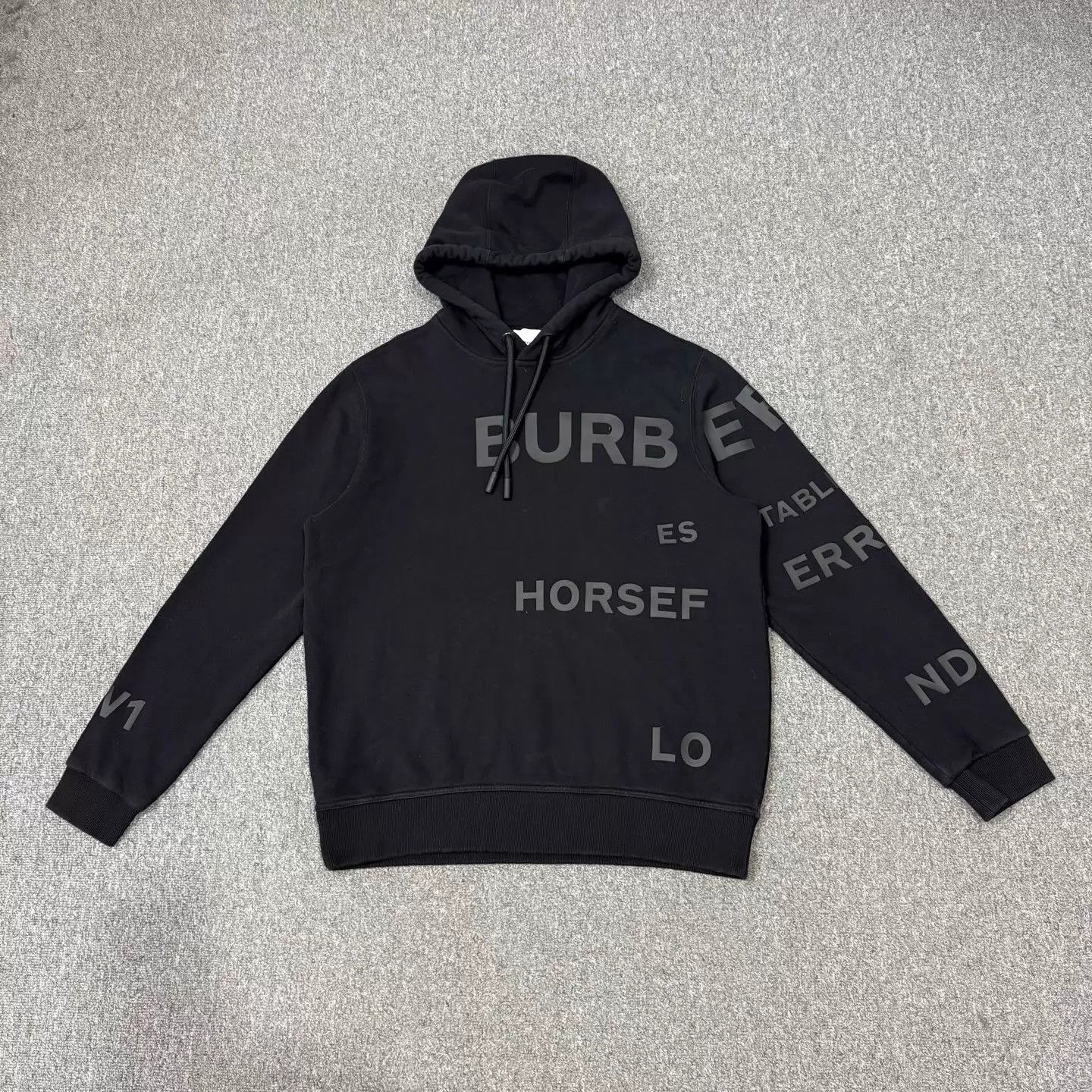 Burberry Burberry black hoodie M 99 new Size US M / EU 48-50 / 2 - 1 Thumbnail