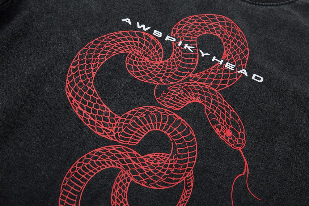 Japanese Brand × Vintage Men's loose casual snake print distressed washed T-shirt Size US L / EU 52-54 / 3 - 5 Thumbnail