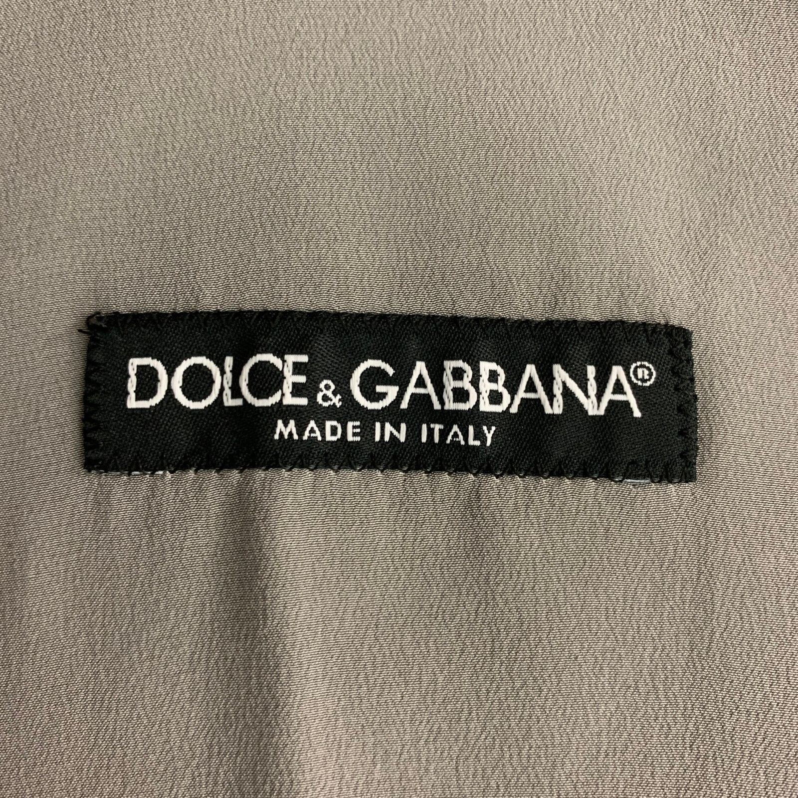 Dolce & Gabbana Size 40 Solid Wool & Silk Buttoned Light Gray Vest Size 40R - 4 Thumbnail