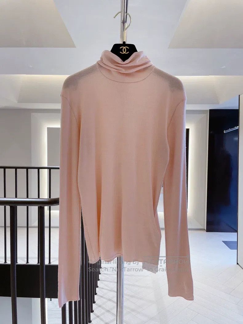 Loro Piana Loro Piana Naked pink ultra-thin cashmere base layer Size S / US 4 / IT 40 - 1 Thumbnail
