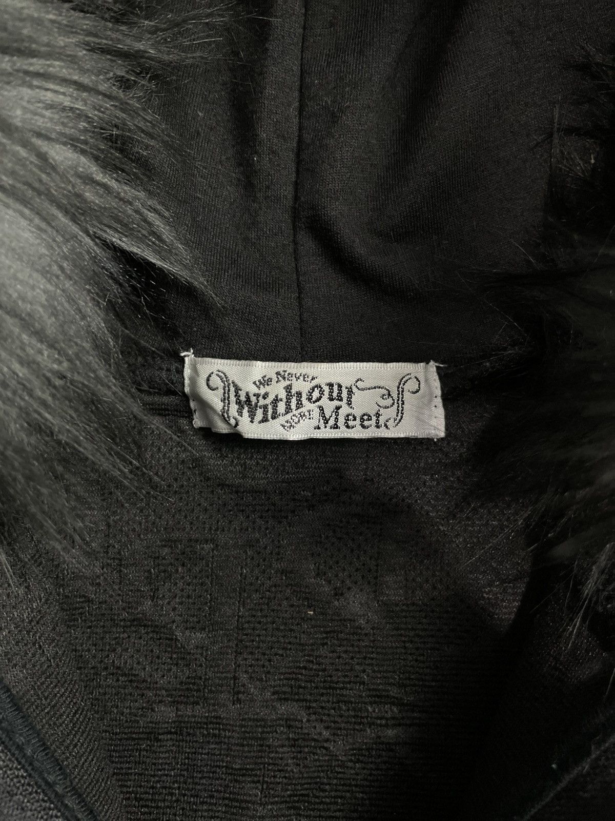 If Six Was Nine Japanese Black fur hoodie baloon sleeve ifsix lgb style Size US M / EU 48-50 / 2 - 4 Thumbnail