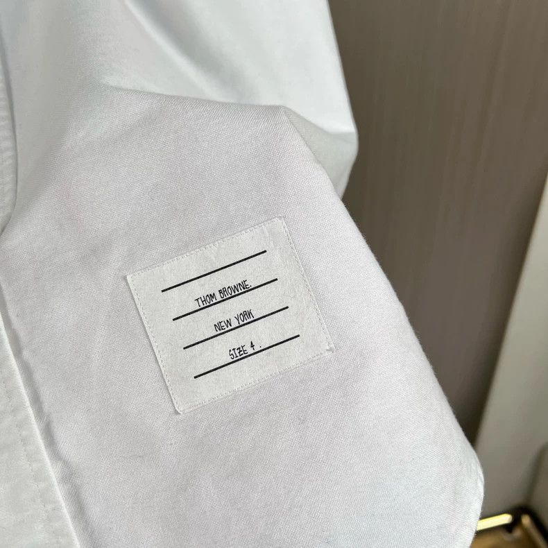 Thom Browne Thom Browne size3 Embroidered koi color striped shirt Size US L / EU 52-54 / 3 - 4 Thumbnail