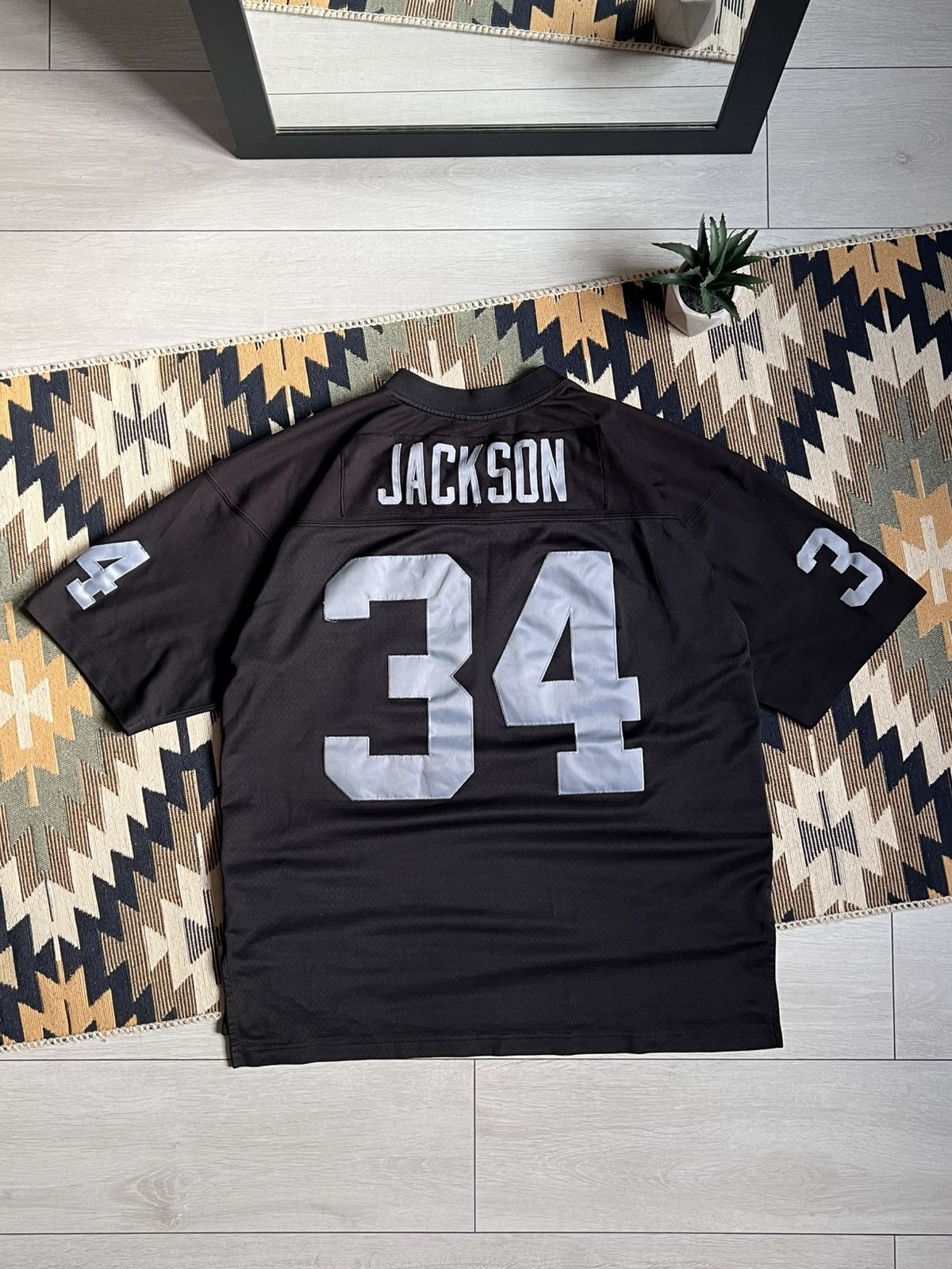 Mitchell & Ness Mitchell & Ness NFL Oakland Raiders Throwback Jackson Jersey Size US XL / EU 56 / 4 - 1 Thumbnail