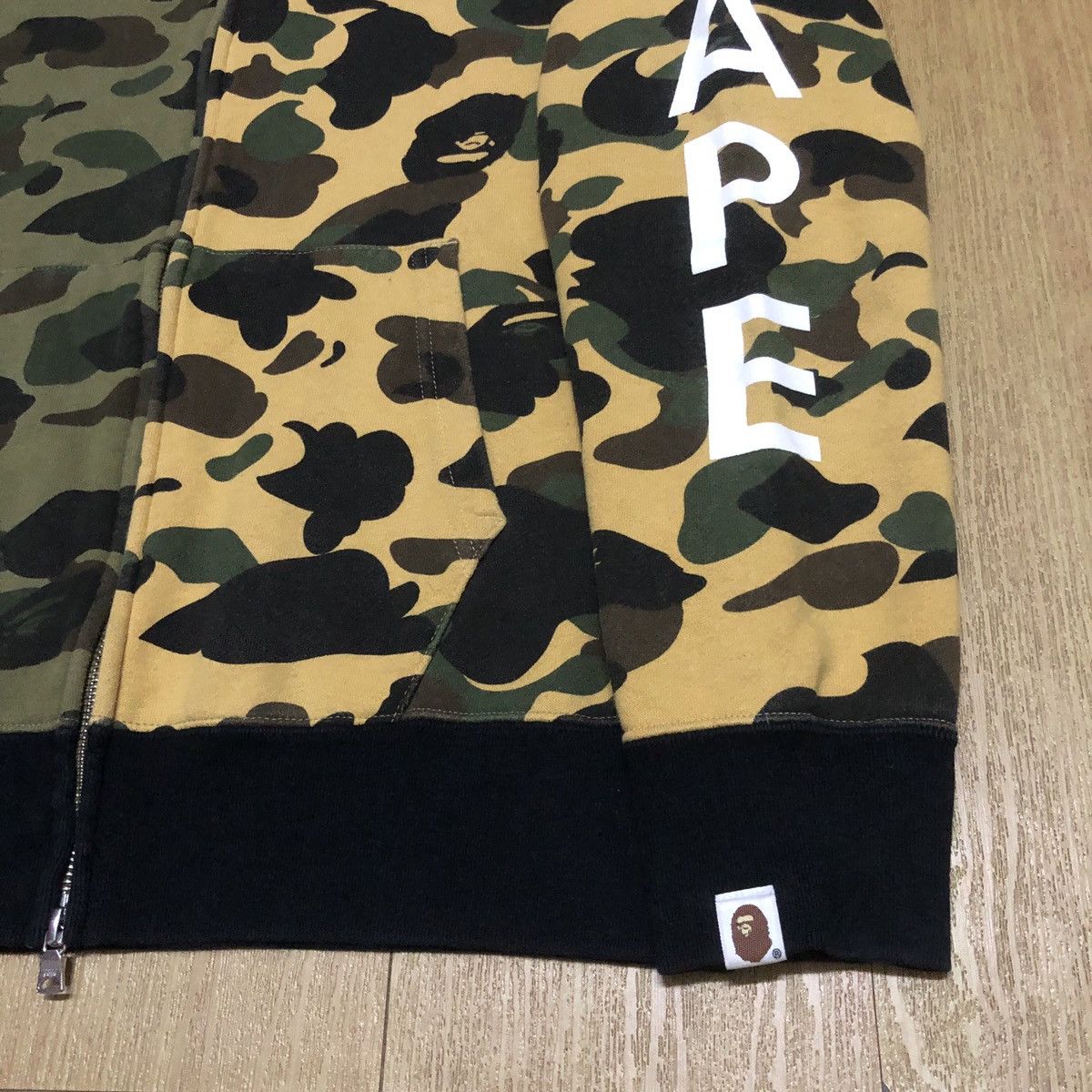 Bape BAPE 1st Camo Full Zip Split Camo Hoodie Size US M / EU 48-50 / 2 - 4 Thumbnail