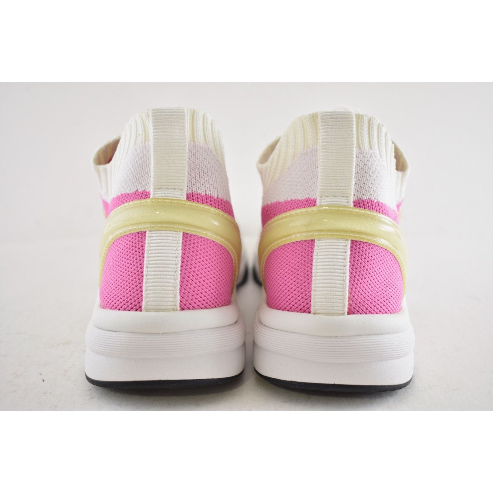 Chanel Chanel 20S White Knit Suede Lace Up Flat Runner Sneaker 37 Size US 7 / IT 37 - 11 Thumbnail