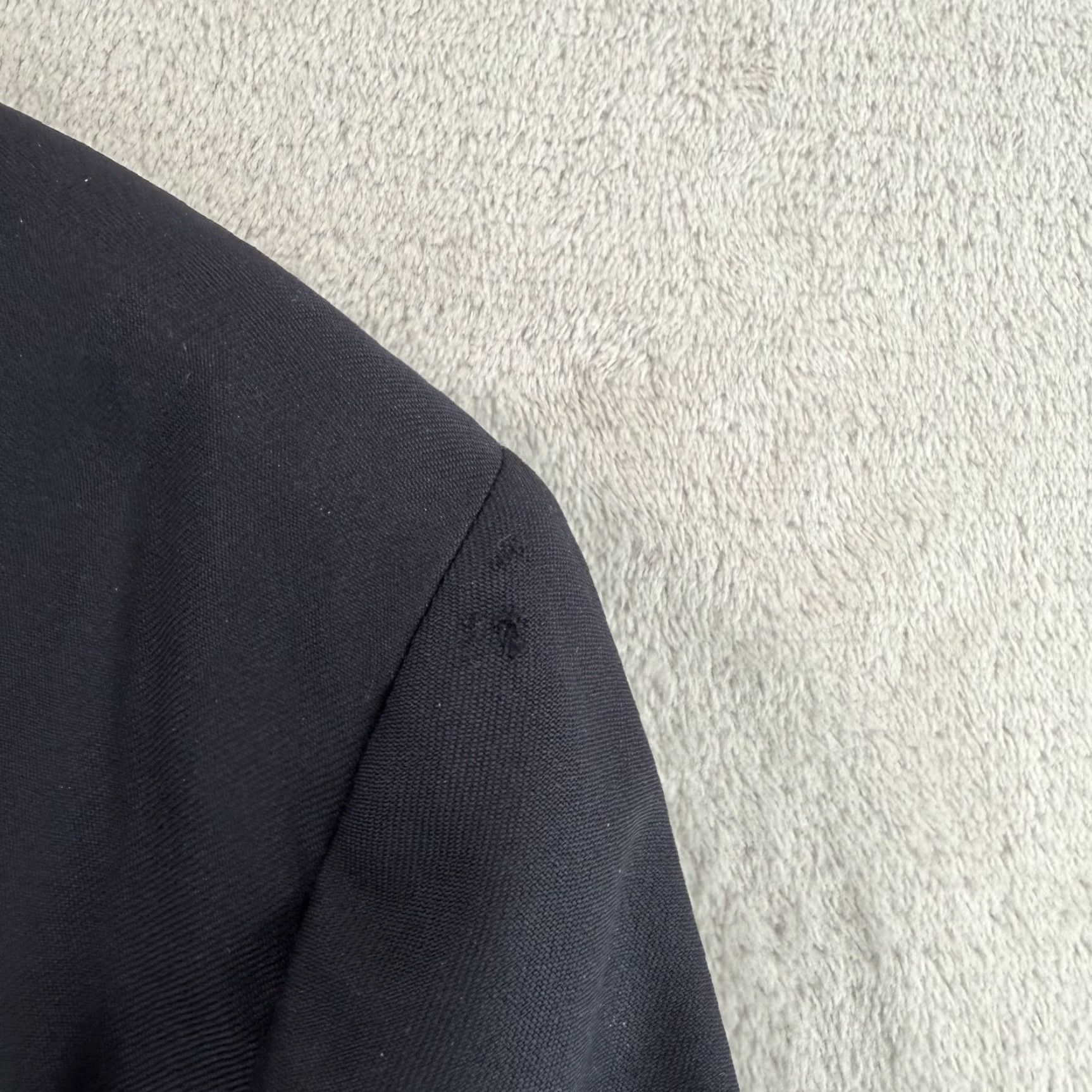 Brooks Brothers VINTAGE Brooks Brothers Blazer Sport Coat Black Wool 3 Button Men 44R USA Size 44R - 7 Thumbnail