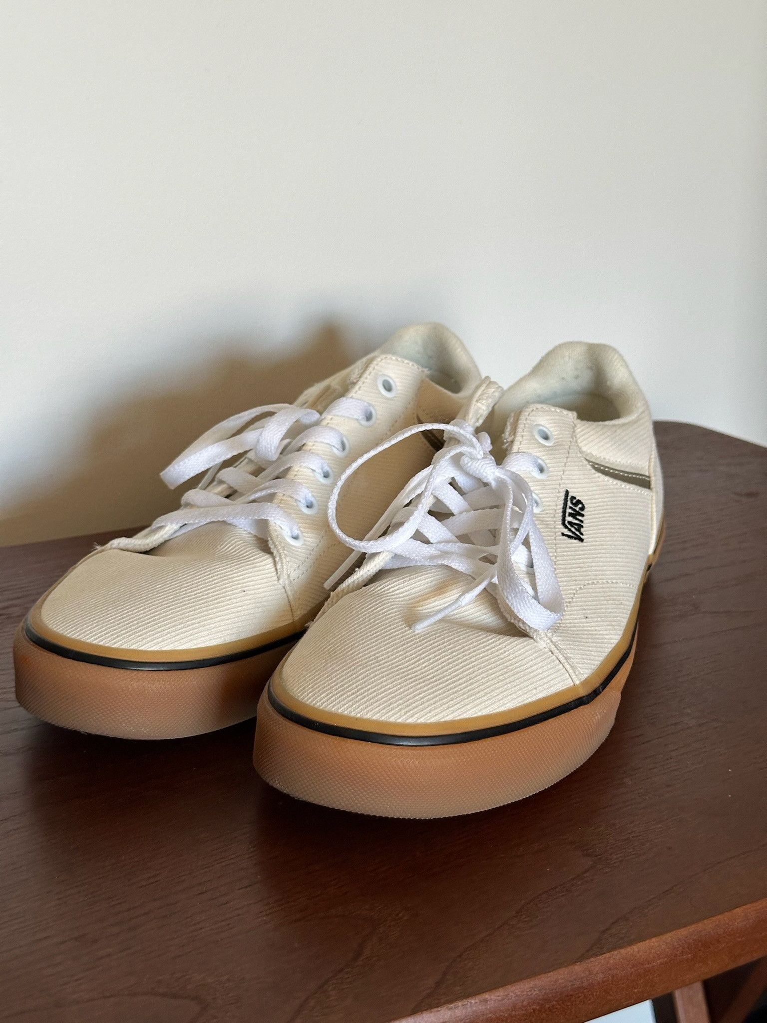 Vans Vans Ward Low "Marshmallow Gum" Size US 9.5 / EU 42-43 - 3 Thumbnail