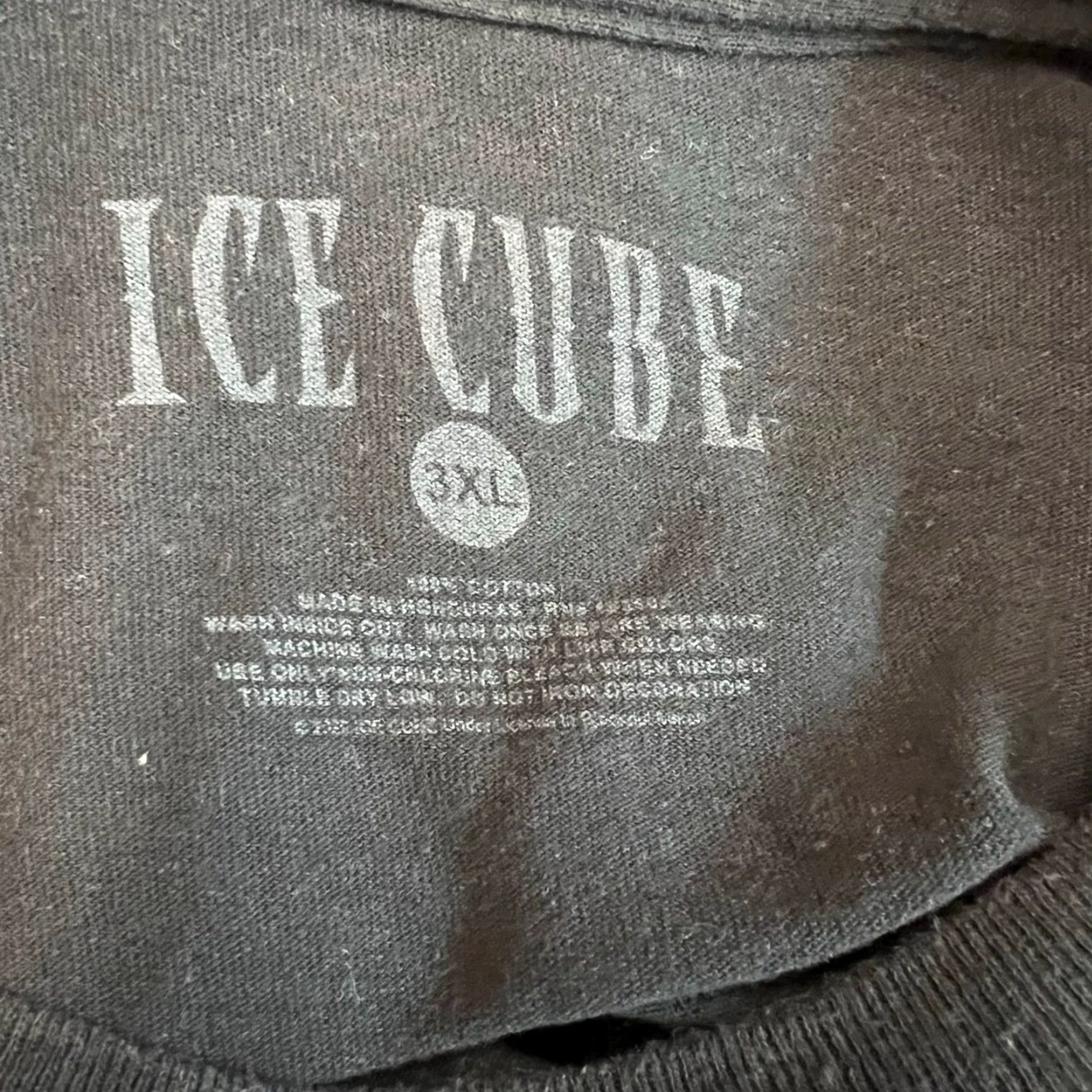 Vintage Ice Cube Peace T Shirt Mens Size 3XL Black Graphics Tee Shirt Mens 3XL Black Peace Ice Cube Graphic Tee Mens 3XL Black Size US XXL / EU 58 / 5 - 5 Thumbnail
