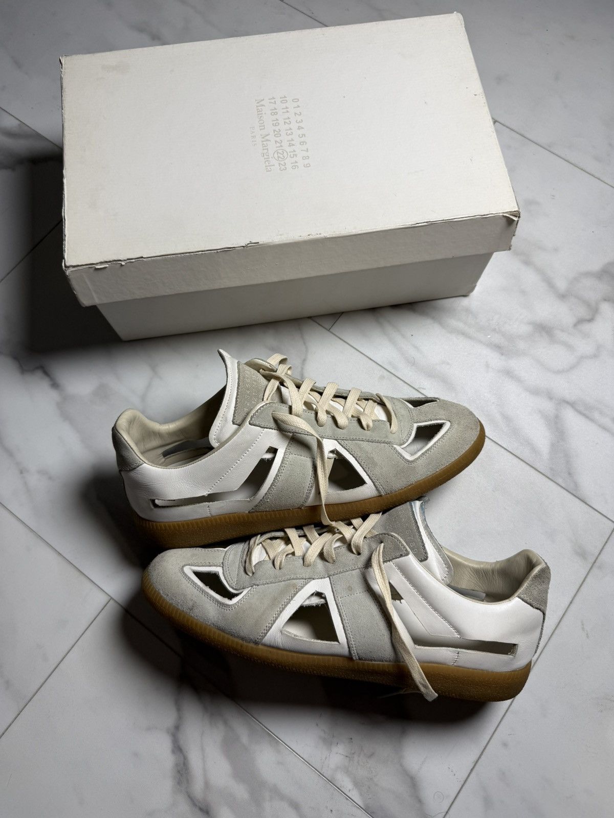Maison Margiela Cut Out Gats