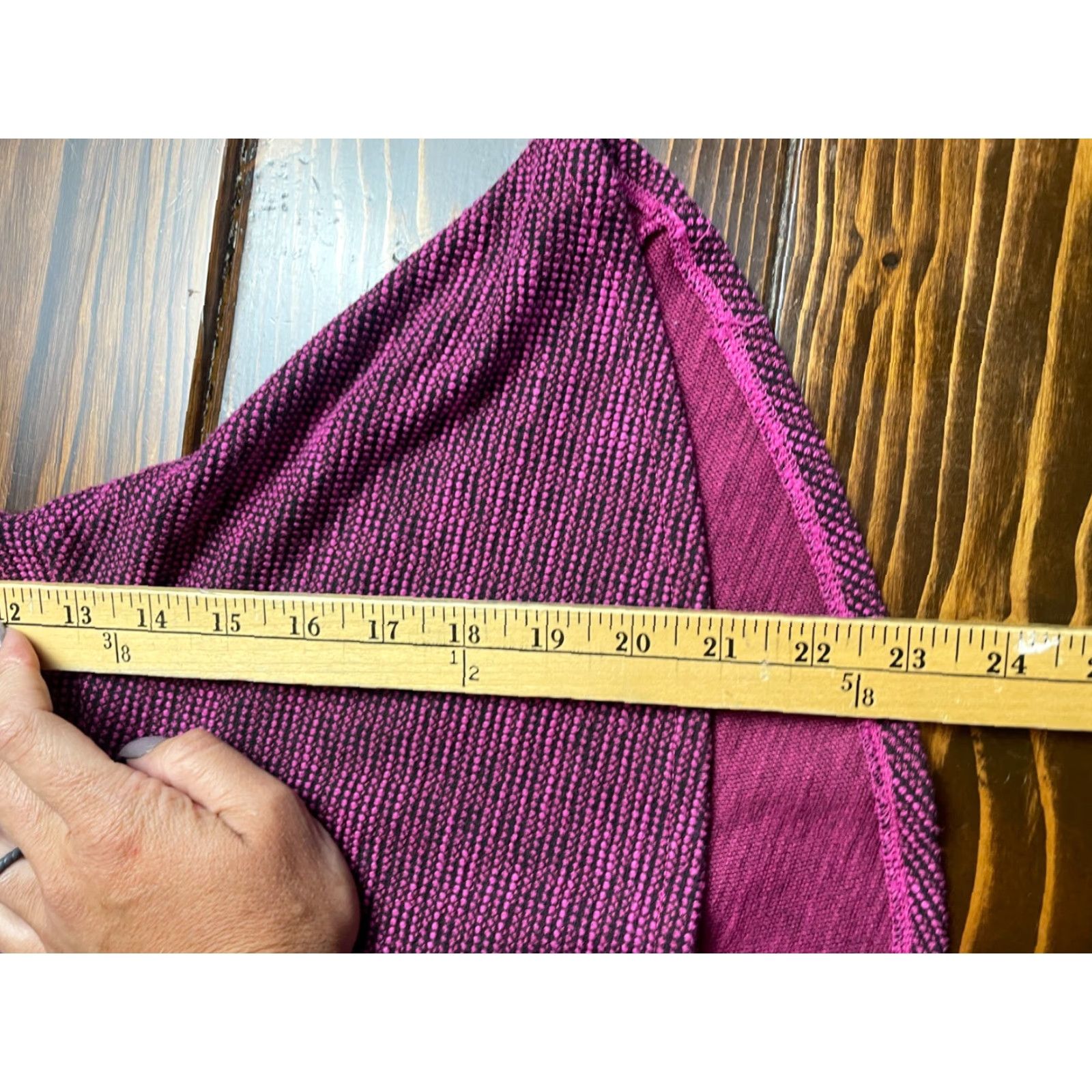 Vintage VINTAGE Elle Shirt Women's Size Small, Blouse Sleeveless Shift Peplum ¼ Zipp Pink Black Womens Size S / US 4 / IT 40 - 8 Thumbnail