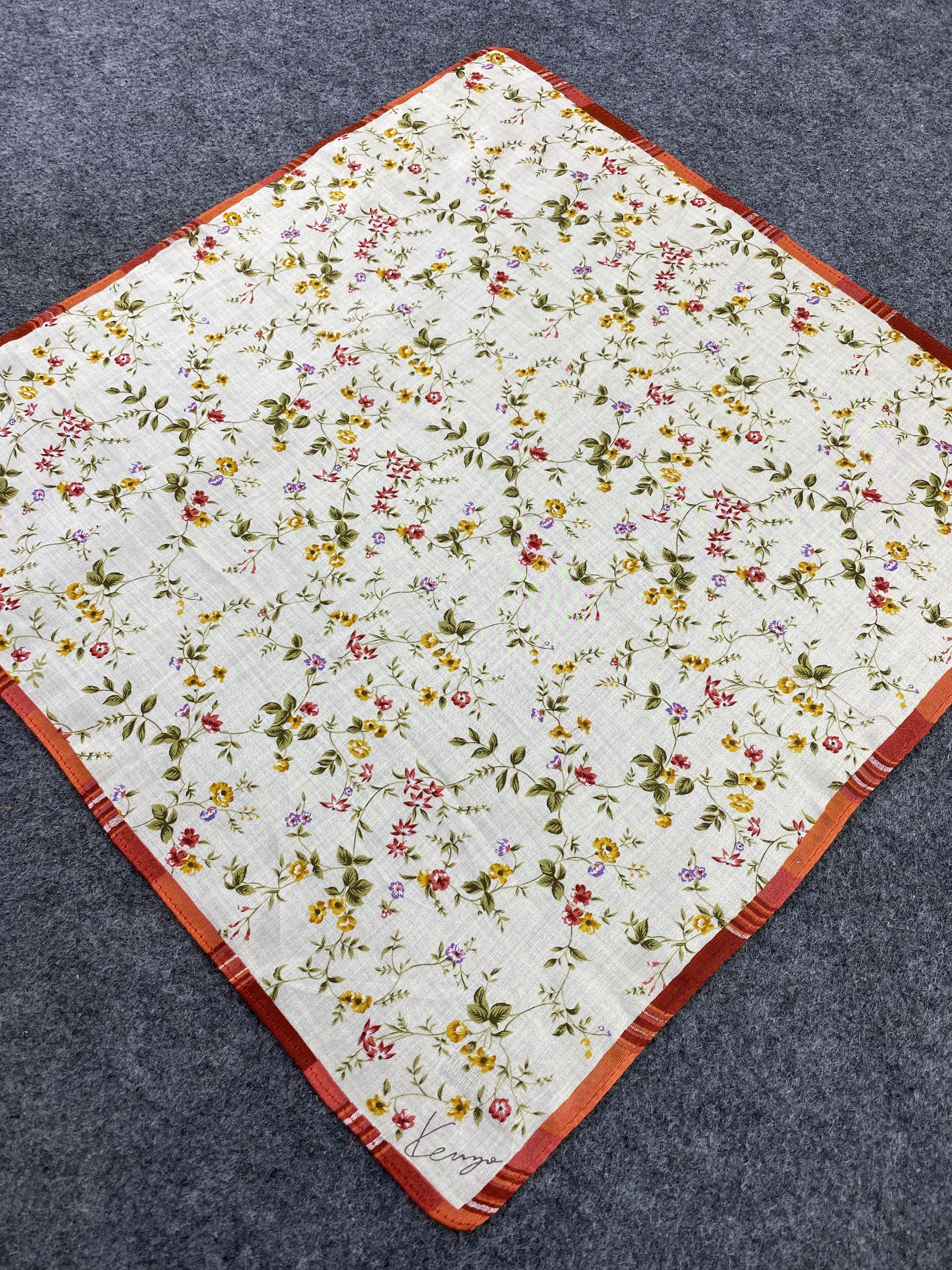 Kenzo Kenzo Handkerchief / Bandana / Neckerchief / Headscarf-B287 Size ONE SIZE - 4 Thumbnail