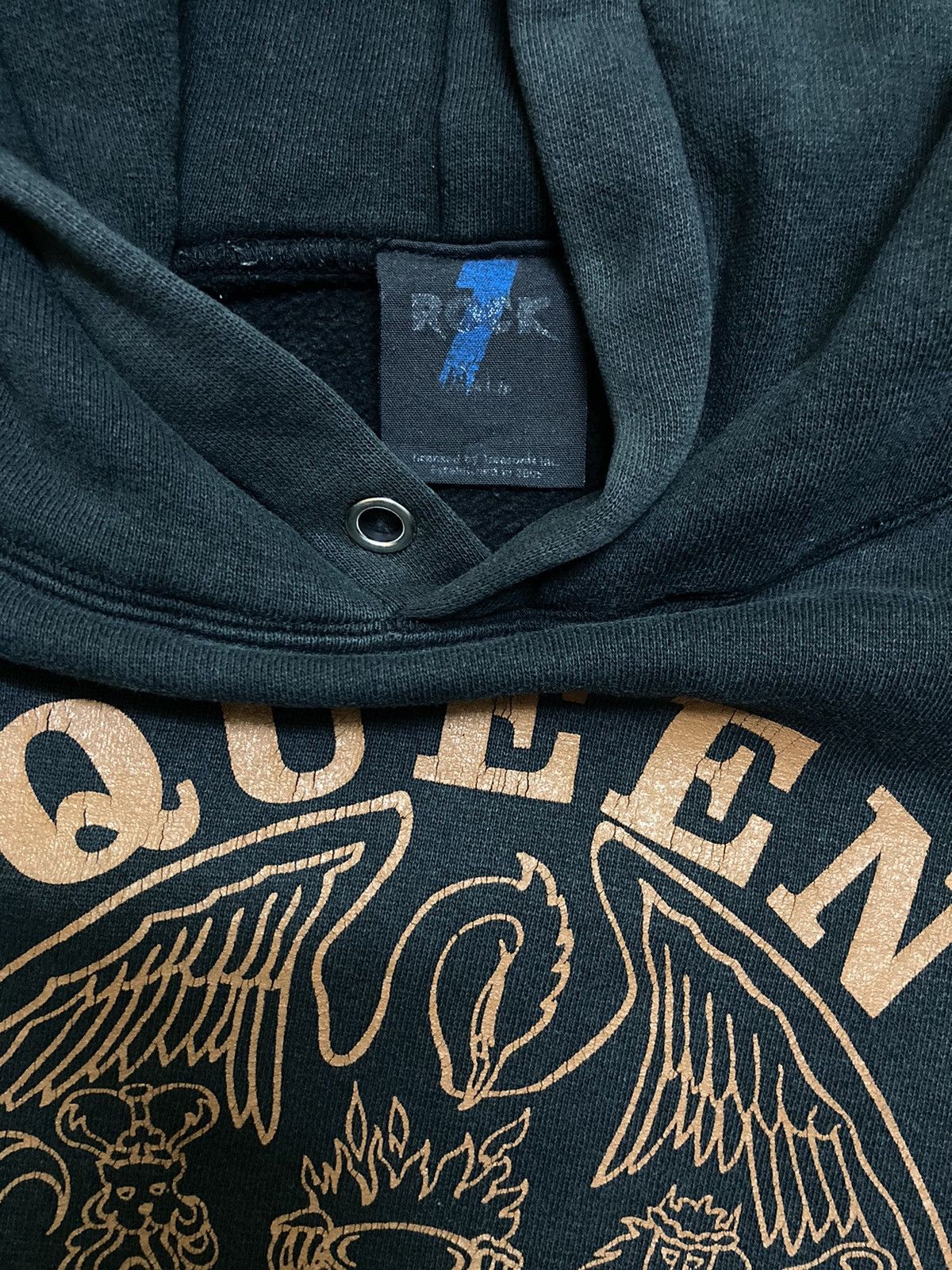 Band Tees VINTAGE QUEEN HOODIE Size US M / EU 48-50 / 2 - 13 Thumbnail