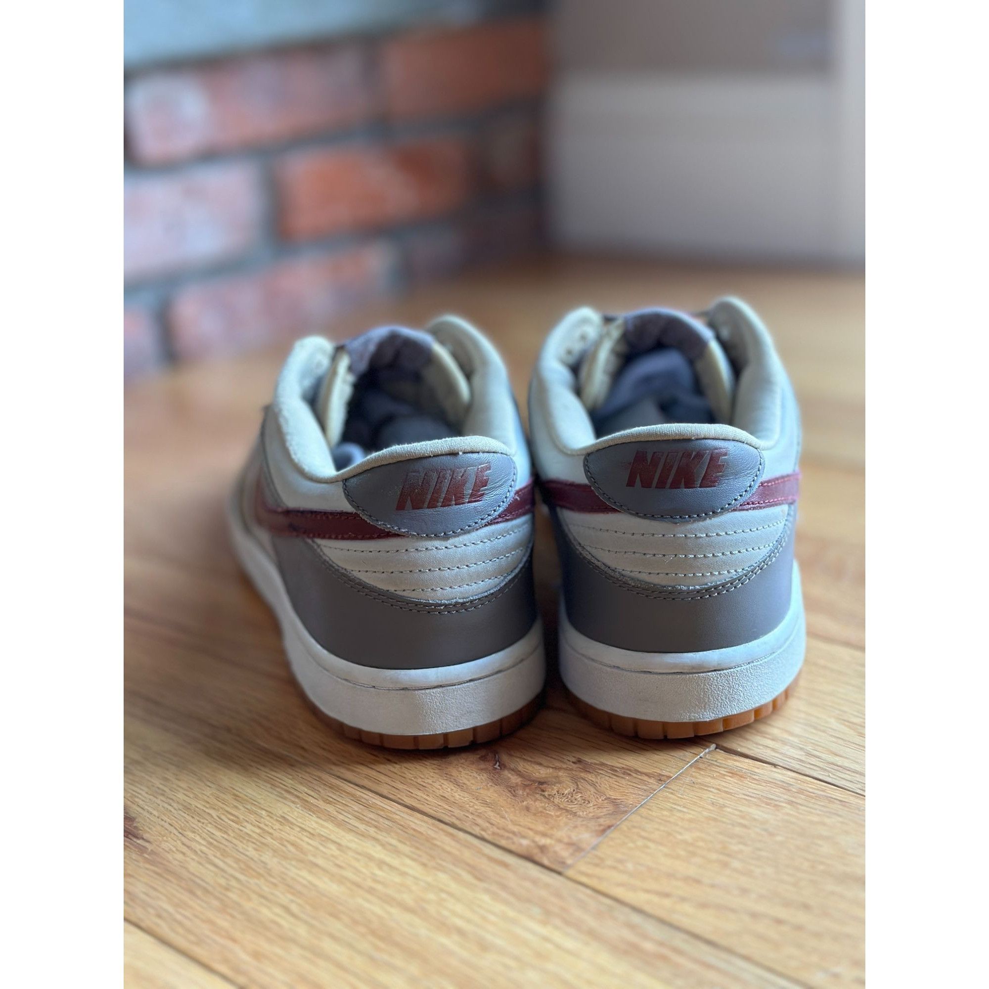 Nike 2003 NIKE DUNK LOW PRO SIZE 11 LIGHT BONE ROUGH RED 304714 1 Size US 11 / EU 44 - 4 Thumbnail