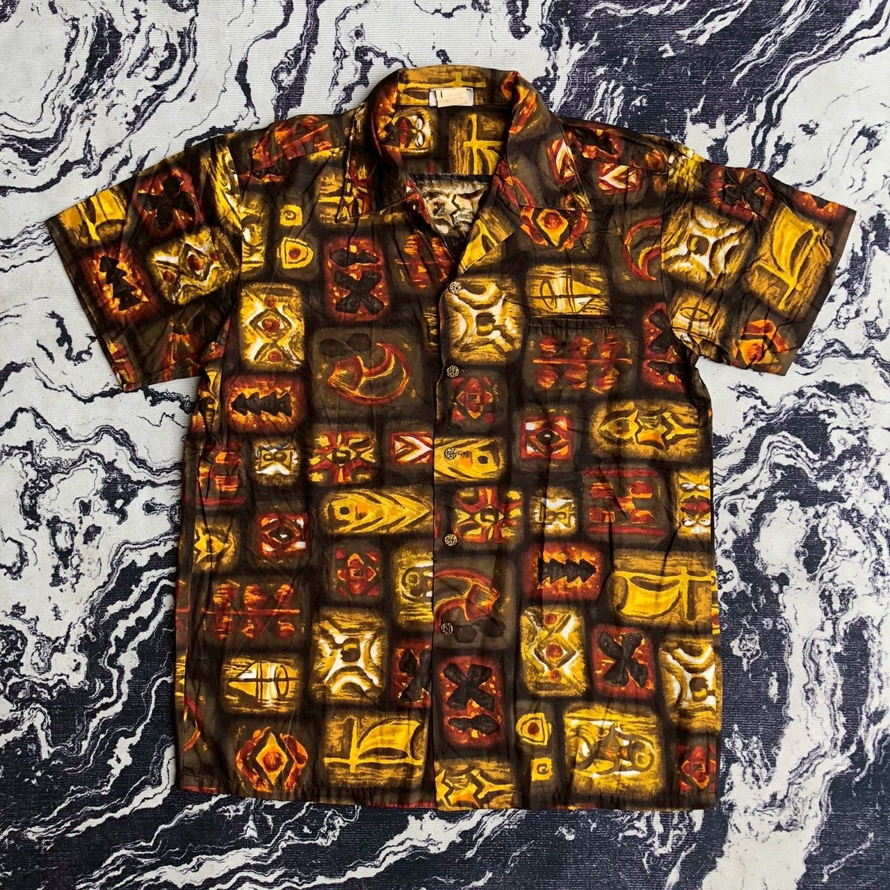 Vintage Vintage 1960s Kamehameha Tiki Hawaiian Shirt Size US M / EU 48-50 / 2 - 1 Thumbnail