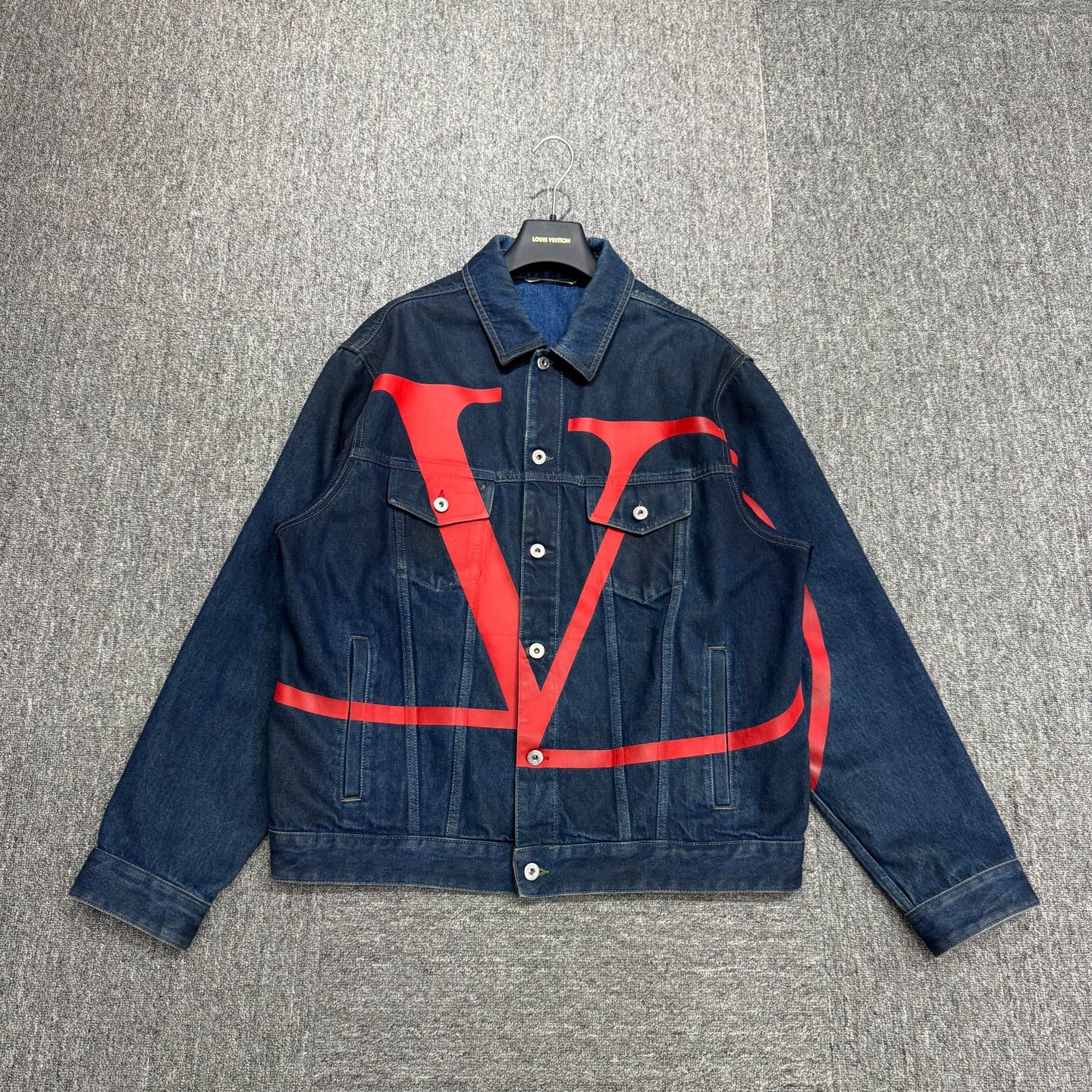 Valentino Valentino V-Print Denim Jacket 48 Size US M / EU 48-50 / 2 - 1 Thumbnail