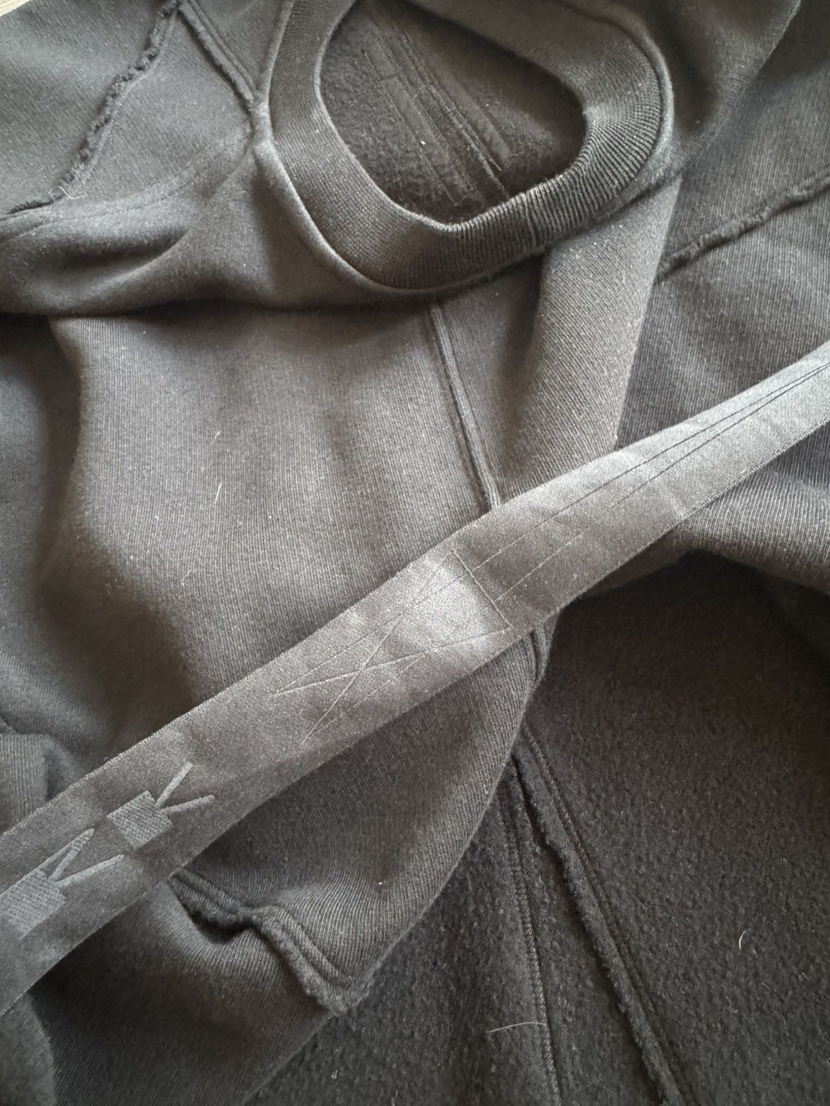 Rick Owens Drkshdw Rick Owens DRKSHDW Crater Sweater Size US S / EU 44-46 / 1 - 7 Thumbnail