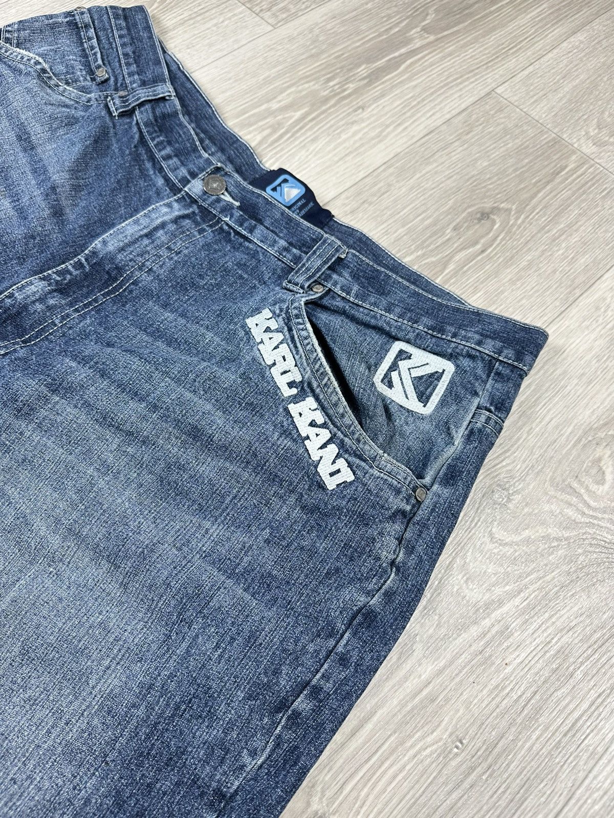 Karl Kani Vintage KARL KANI Distressed Baggy Denim Pants Big Logo Size US 40 / EU 56 - 6 Thumbnail