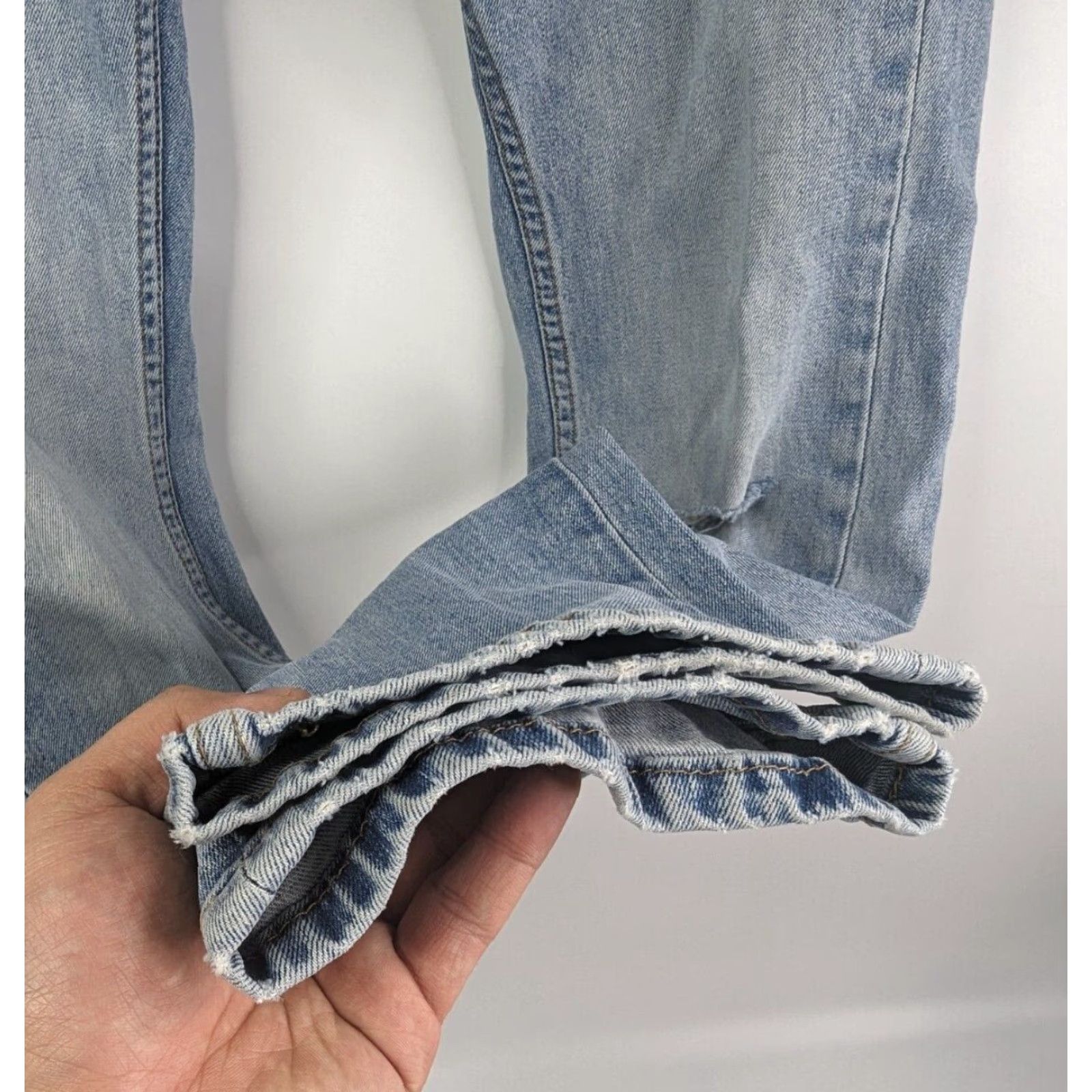 Levi's VINTAGE Levi's 527 Jeans Mens 29x30 Boot Cut Cowboy Distressed Light Wash Denim Blue Shirt Size US 29 - 5 Thumbnail
