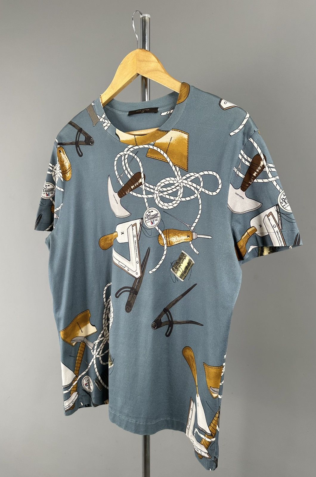 Louis Vuitton Louis Vuitton - “Tools” All Over Print Short Sleeve Shirt Size US S / EU 44-46 / 1 - 2 Thumbnail