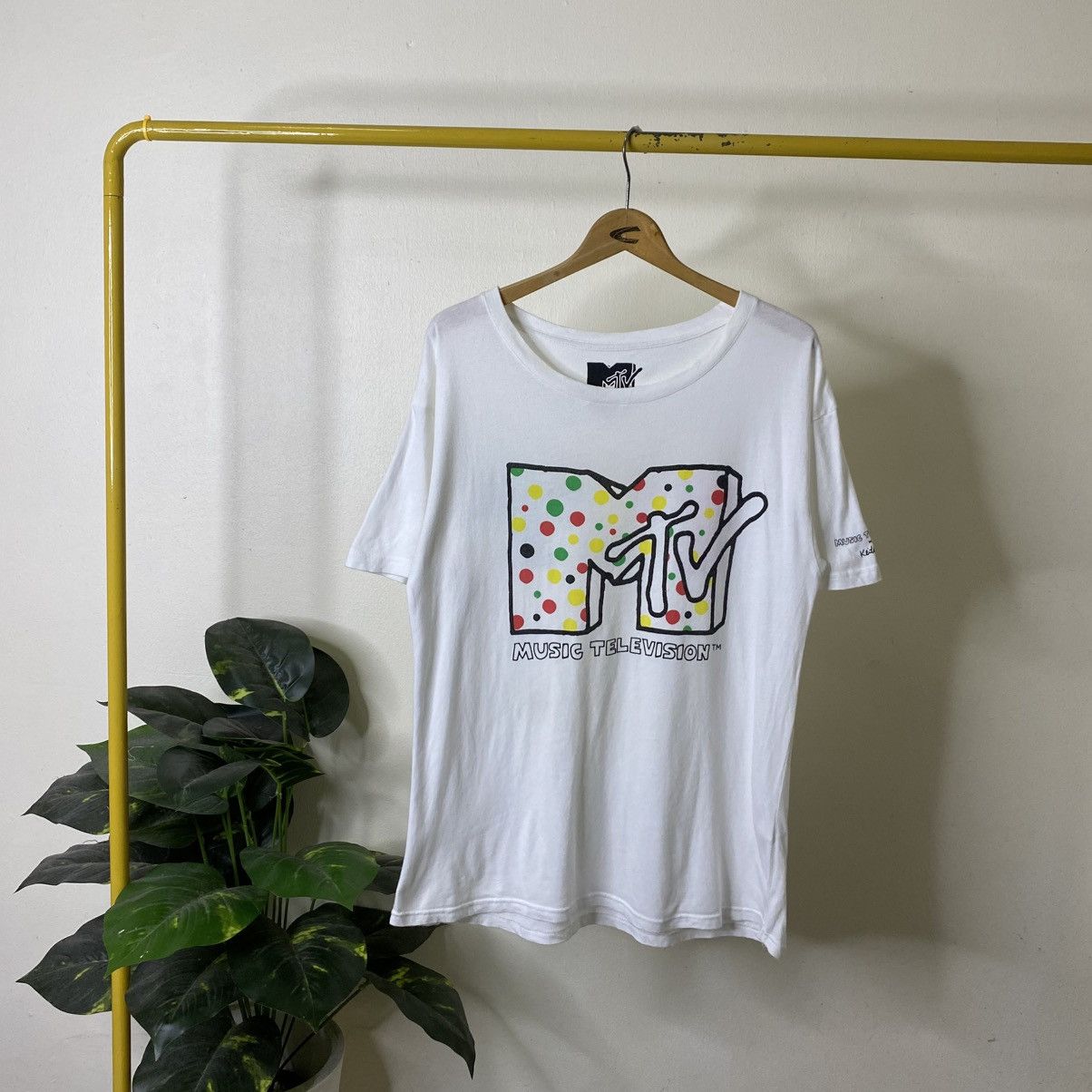 Keith Haring MTV x Keith Haring Collaboration T Shirt Size US M / EU 48-50 / 2 - 1 Thumbnail