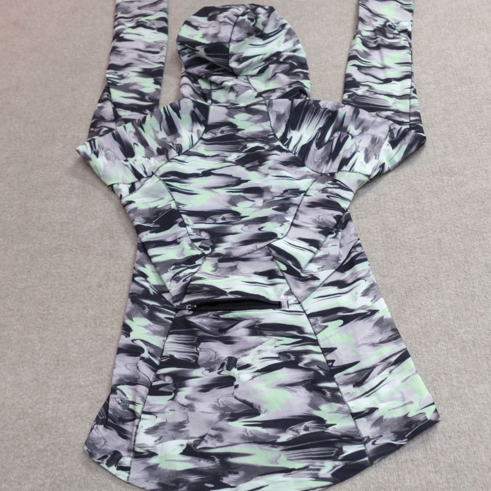 Lululemon Lululemon Jacket Womens Small Gray Camo Full Zip Windbreaker Hooded City Activewear SHD Womens Regular Split Zip Size S / US 4 / IT 40 - 7 Thumbnail