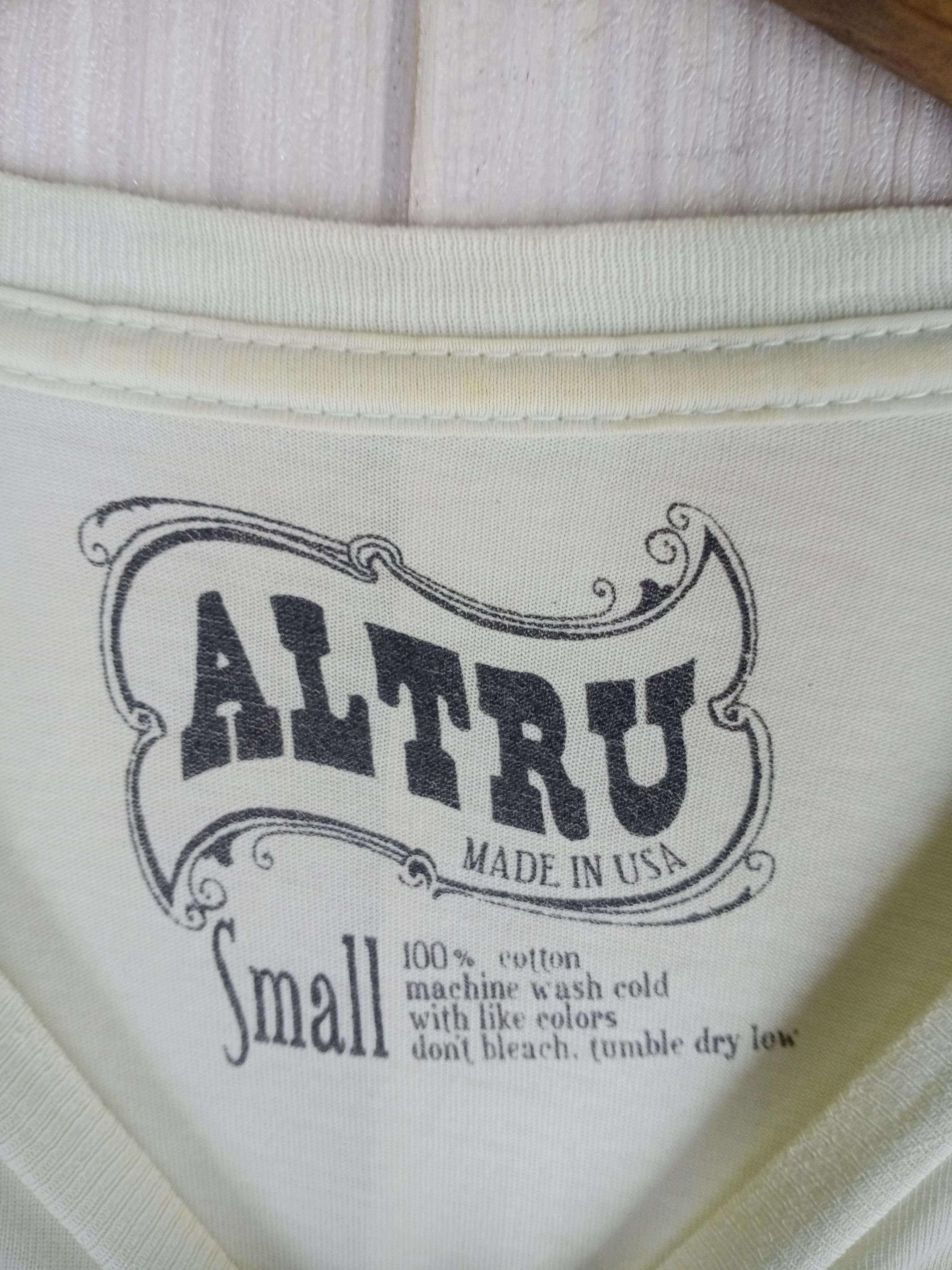 Altru × Disney × Mickey Mouse Rare Vintage Mickey Rat Comix Robert Armstrong Tshirt Size US S / EU 44-46 / 1 - 5 Thumbnail