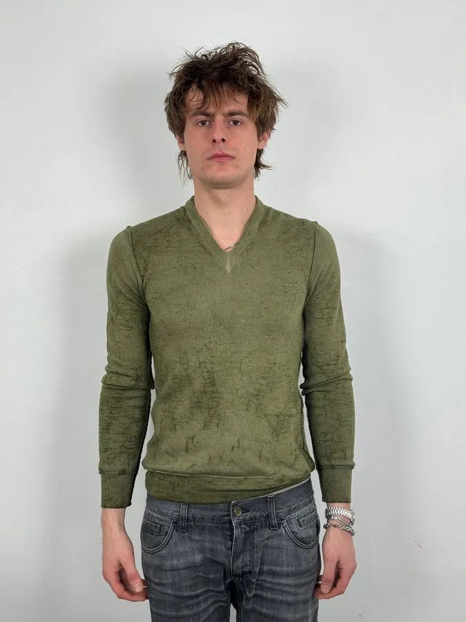 Dolce & Gabbana 2000s Dolce & Gabbana Aged V-Neck Green Sweater Size US M / EU 48-50 / 2 - 2 Thumbnail