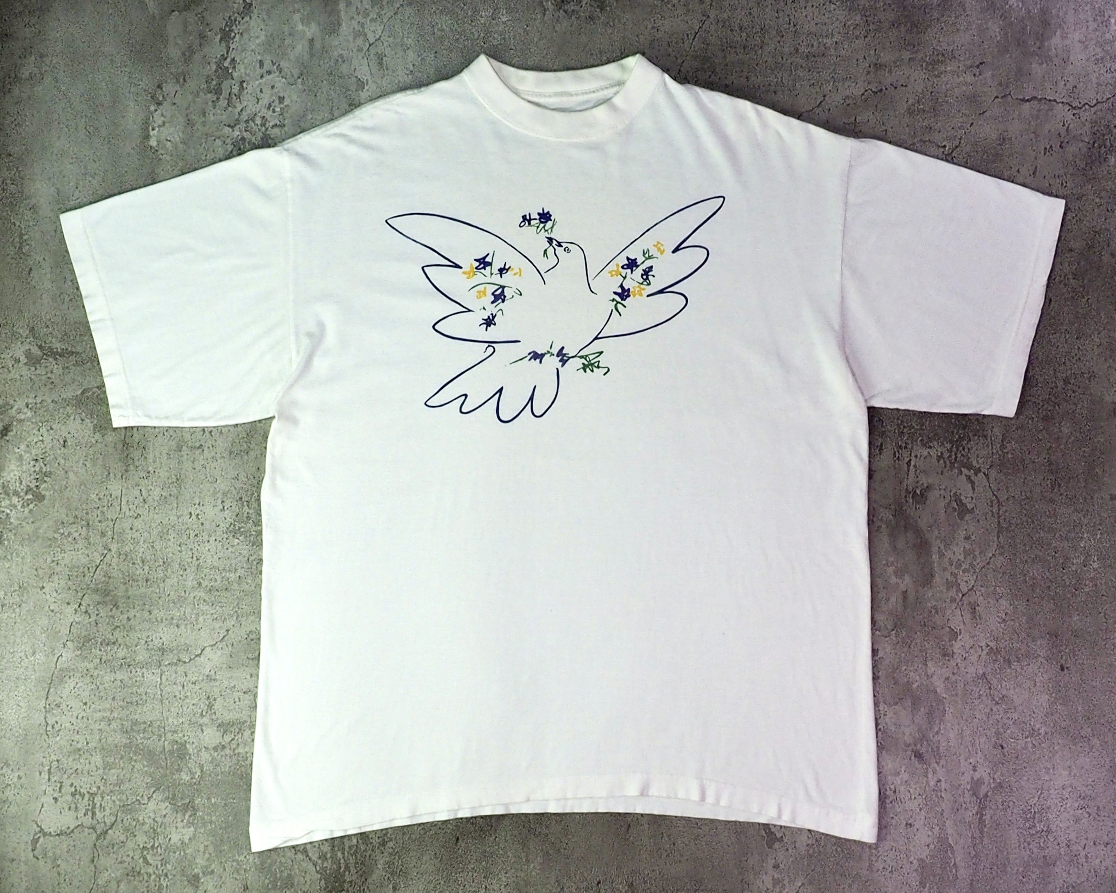 Vintage Vintage 1990s Picasso "Dove Of Peace" Shirt Size XL Size US XL / EU 56 / 4 - 1 Thumbnail