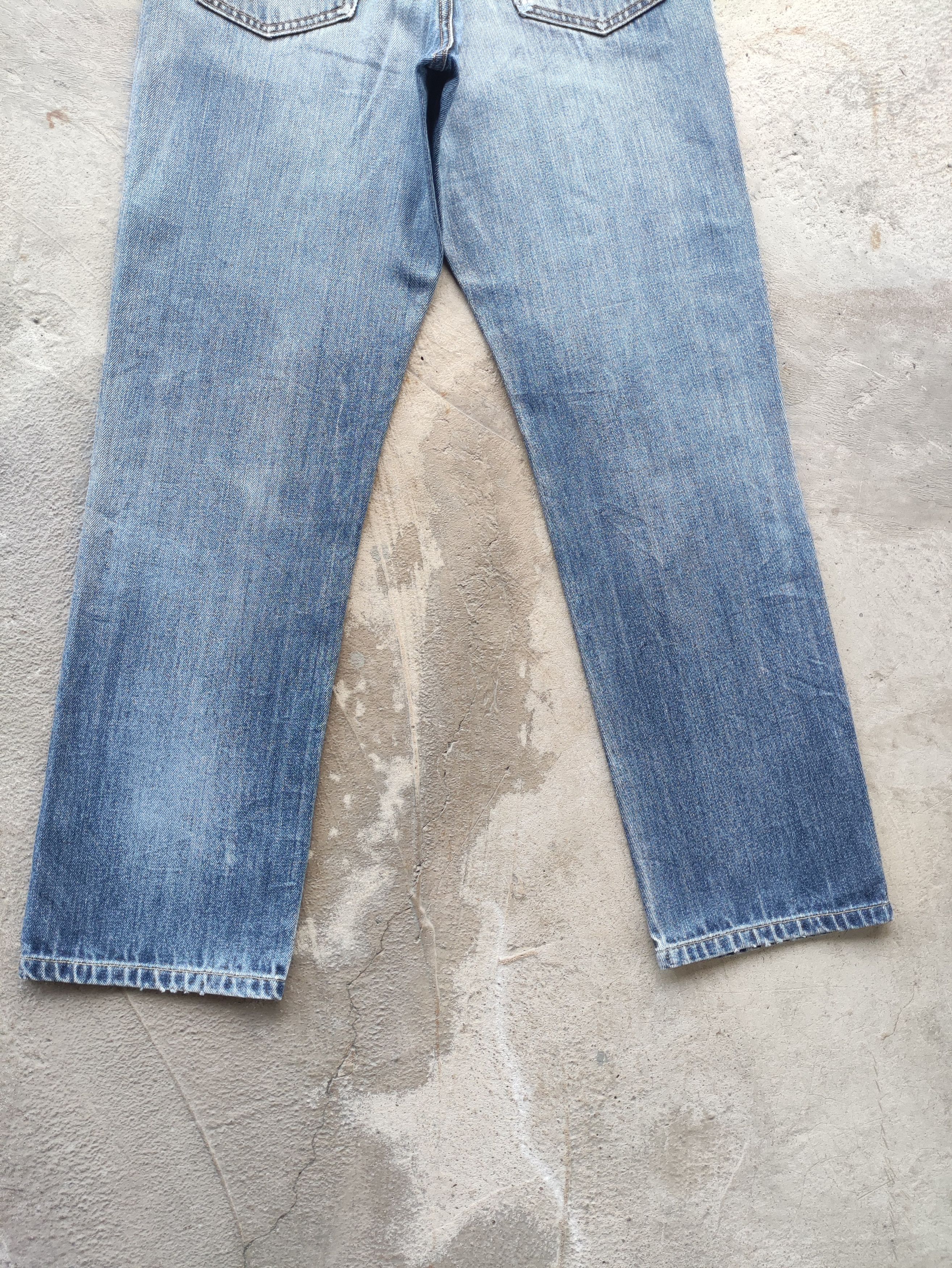 Japanese Brand Vintage Japanese Jean Distressed Faded Denim Size US 32 / EU 48 - 10 Thumbnail