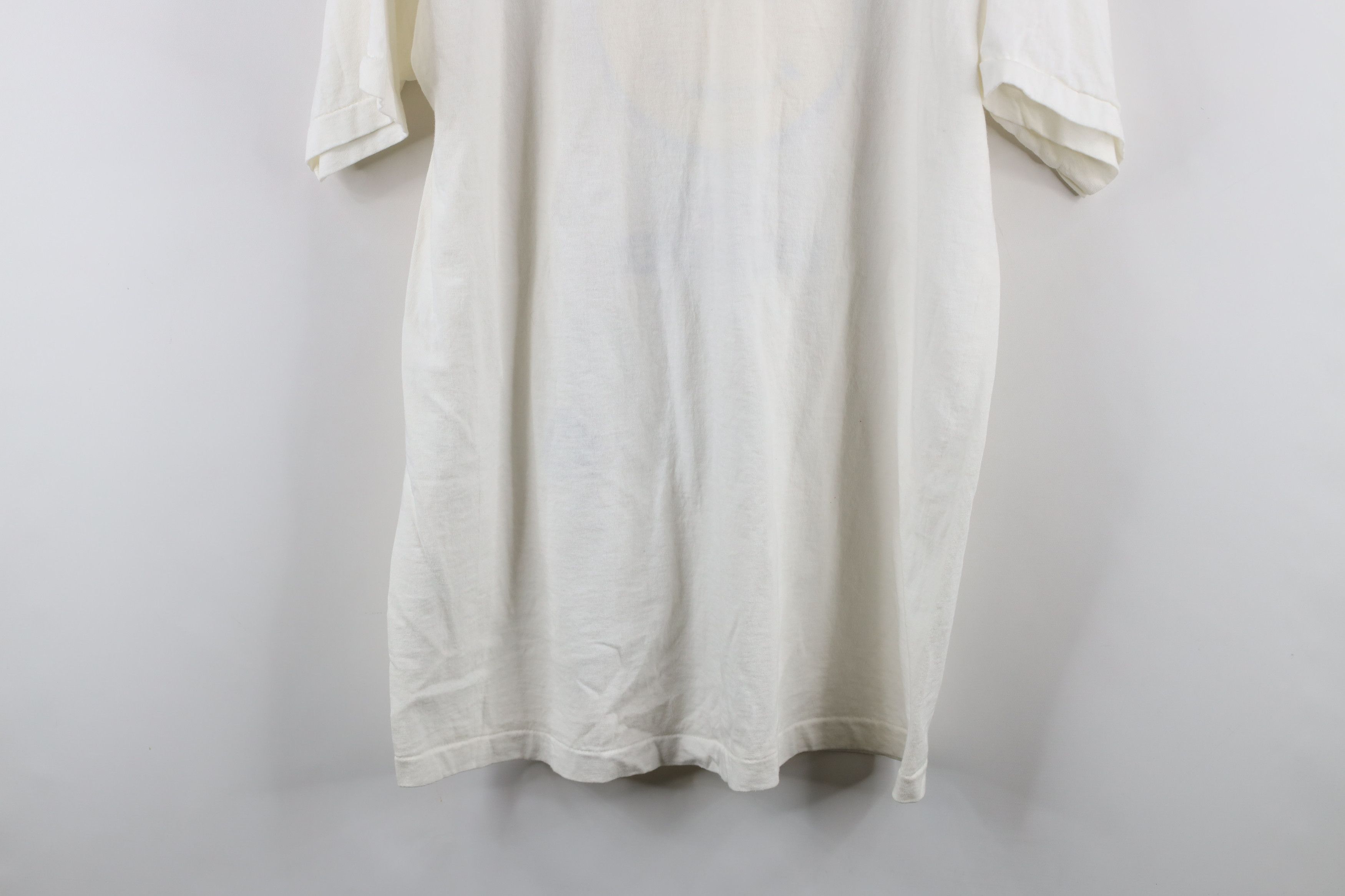 Vintage Vintage 90s Streetwear Fever Smiley Face Gym T-Shirt USA Size US L / EU 52-54 / 3 - 13 Thumbnail