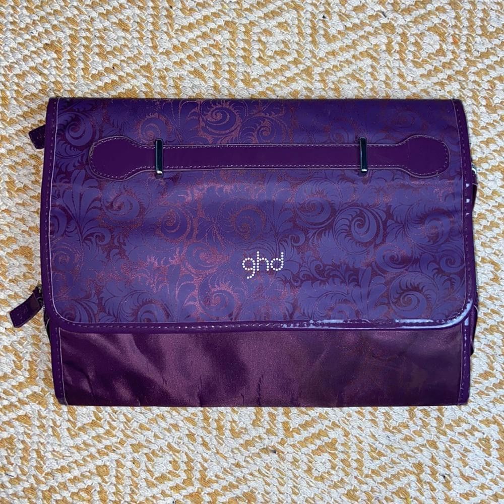 Designer ghd l Heat Resistant Roll Out Travel Hair Tool Bag Size ONE SIZE - 1 Thumbnail