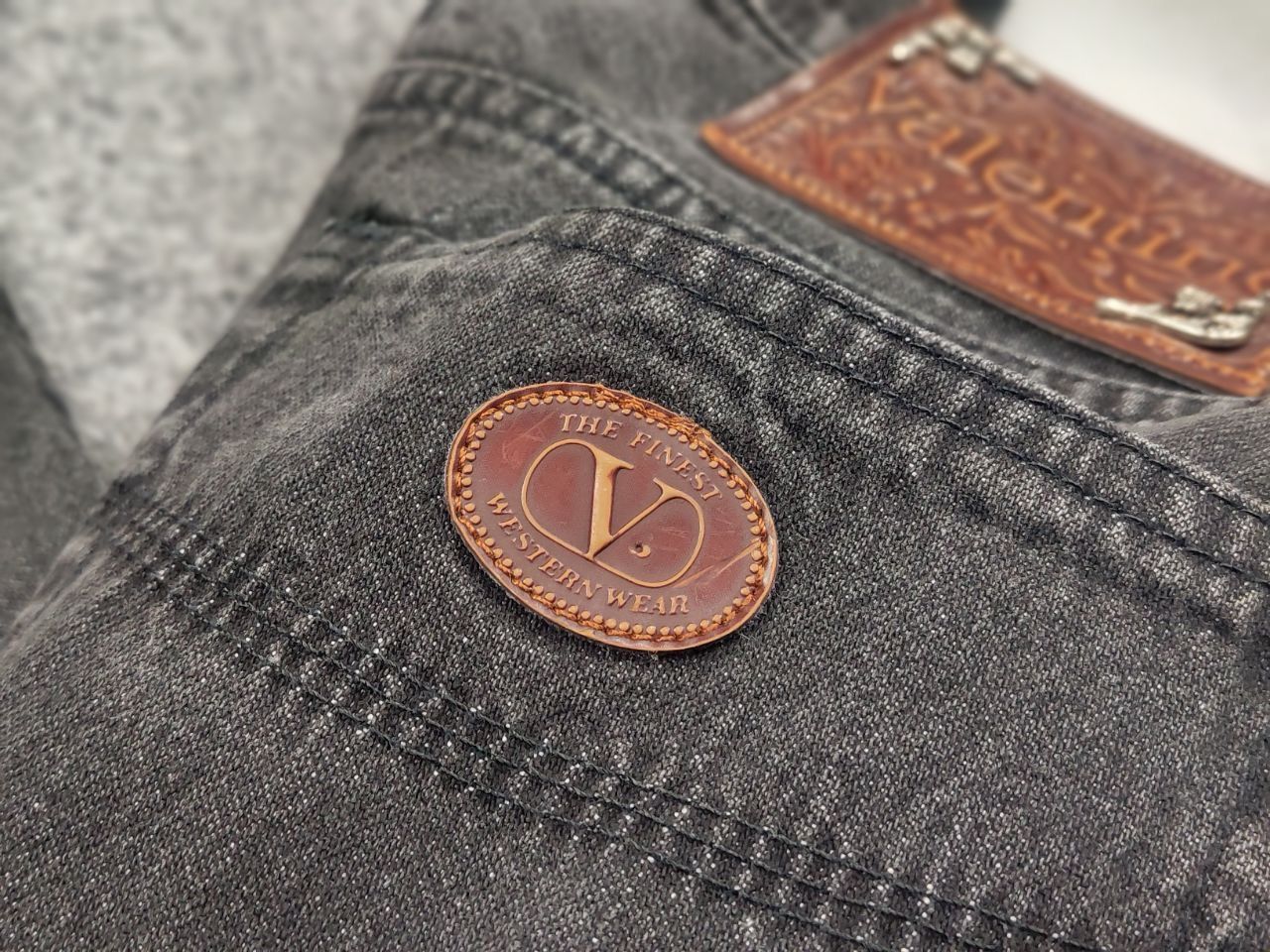 Valentino Vintage 80's Valentino Authentic Mom Dark Gray denim Jeans Size 29" - 11 Thumbnail