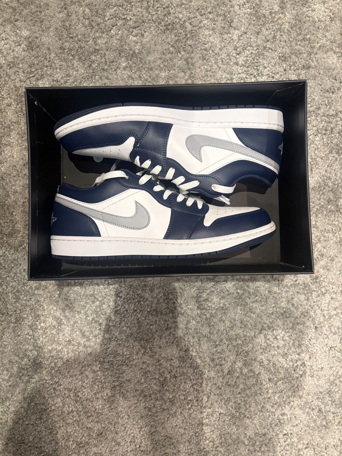 Nike Jordan 1 low midnight navy Size US 12.5 / EU 45-46 - 1 Thumbnail