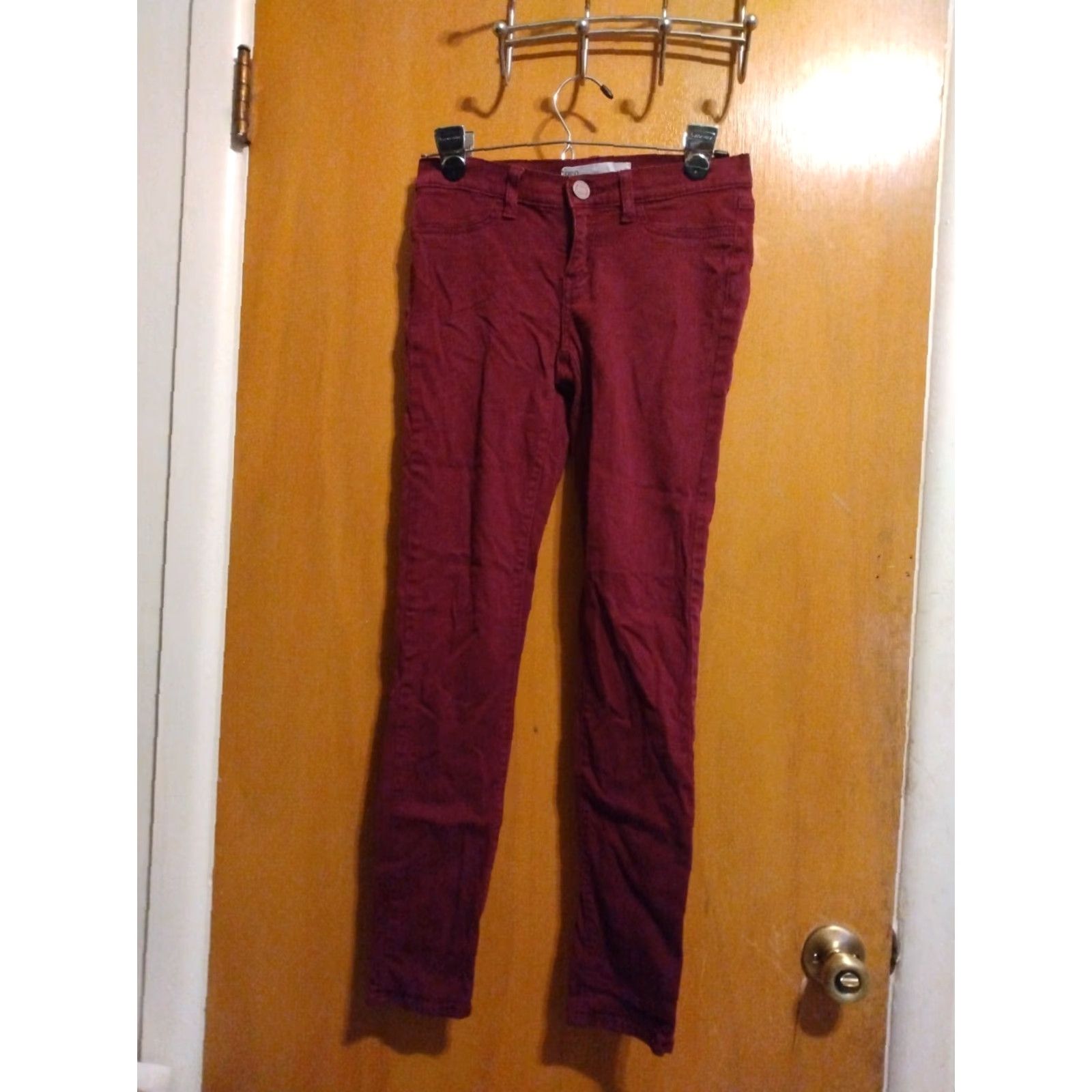 Rsq RSQ Miami Jeggings Size 3 Burgundy Cotton/Spandex Stretchy Jeans Women 28" X 27" Red Jegging 27" Inseam Size 27" / US 4 / IT 40 - 2 Thumbnail