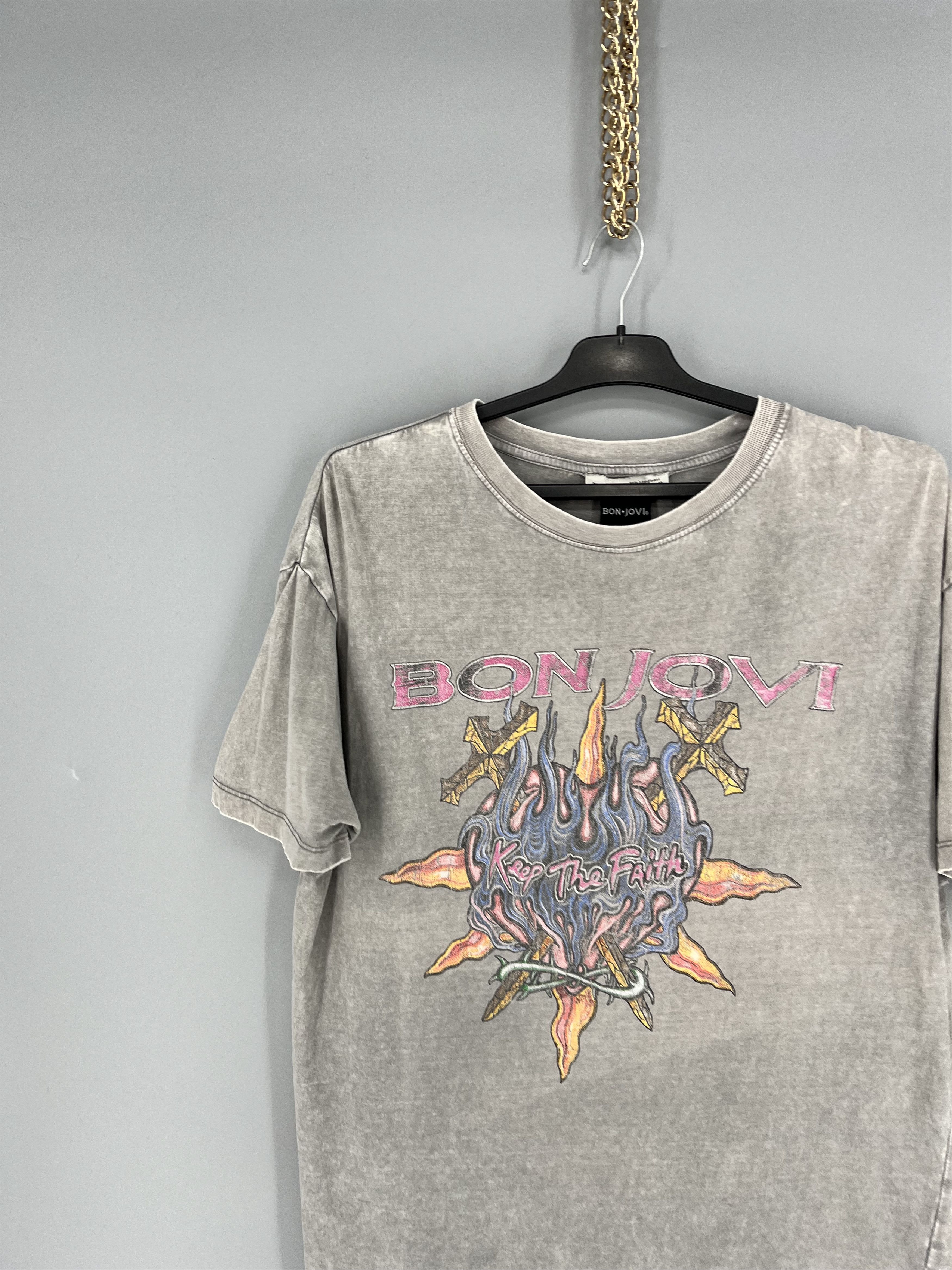 Band Tees Faded Bon Jovi The Circle Tour Band Tee Size M Size US M / EU 48-50 / 2 - 4 Thumbnail