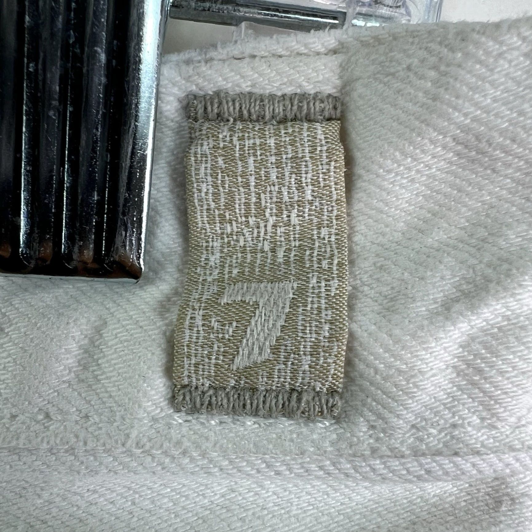 7 For All Mankind 7 For All Mankind Jeans Womens SZ 32/33 White Organic Relaxed Button Fly Denim Size 24" / US 00 / IT 34 - 7 Thumbnail
